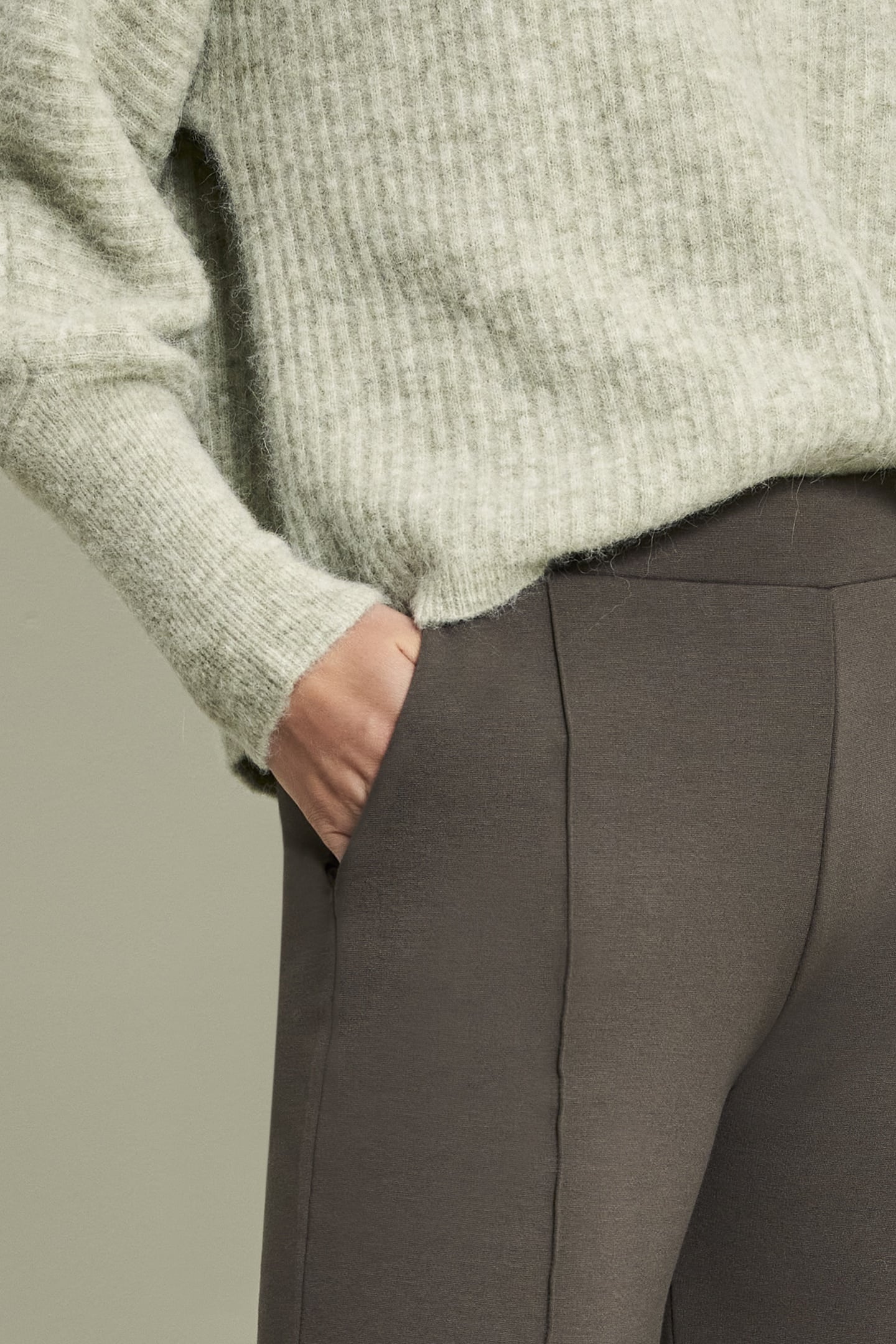FLOOR PANTS KHAKI 6