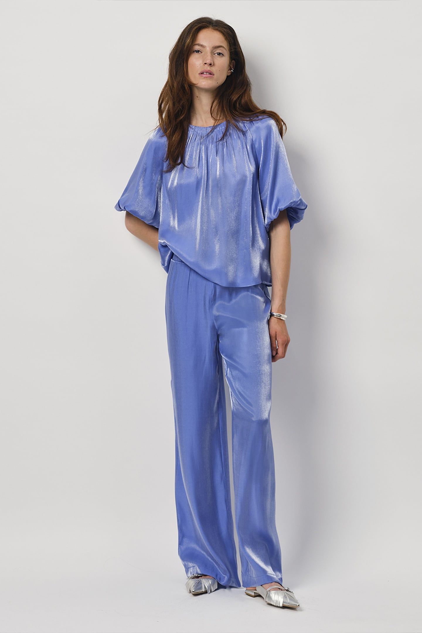 SIMO SHIMMER BACK DETAIL TOP CORNFLOWER BLUE 1