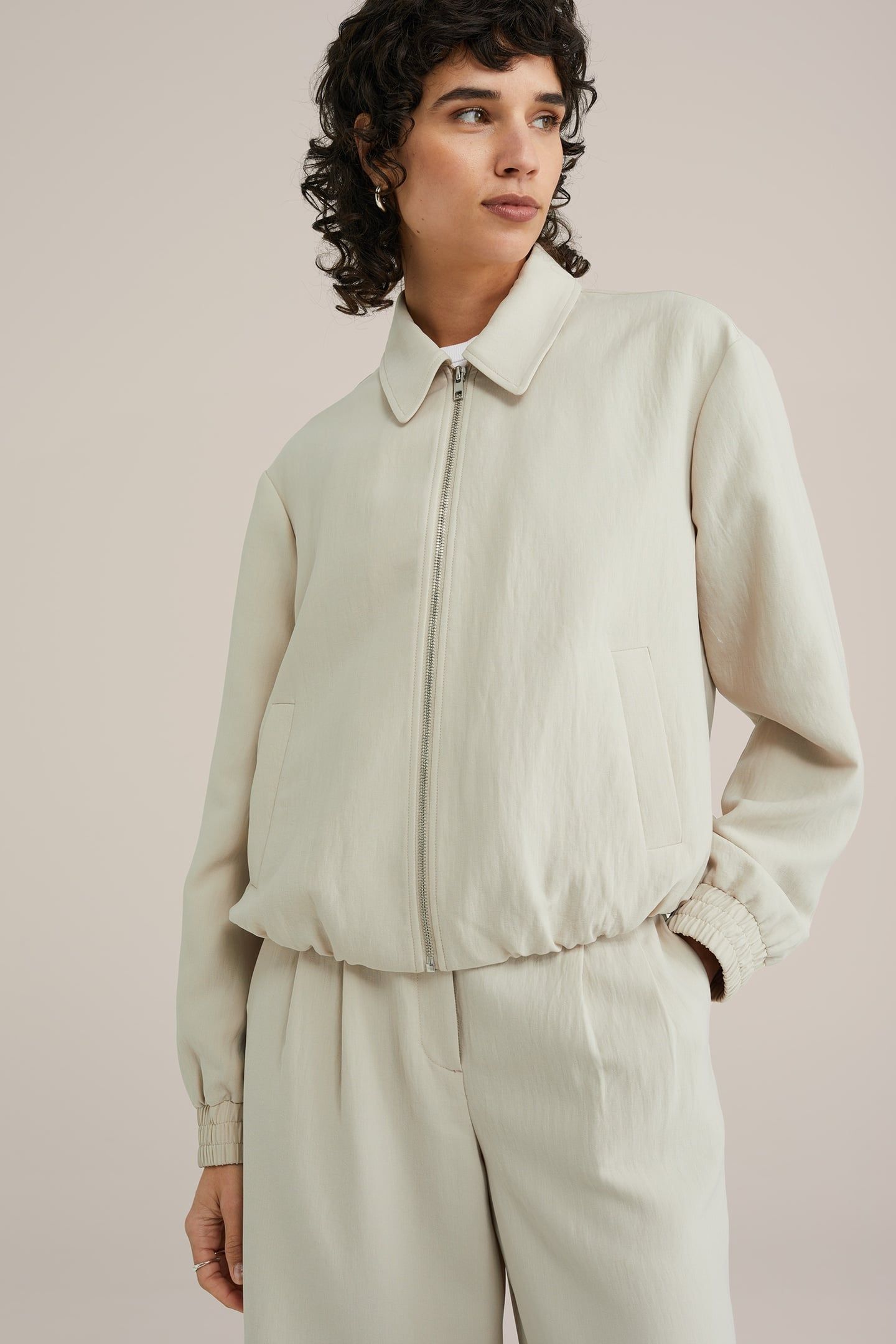 BOMBER BEIGE 1