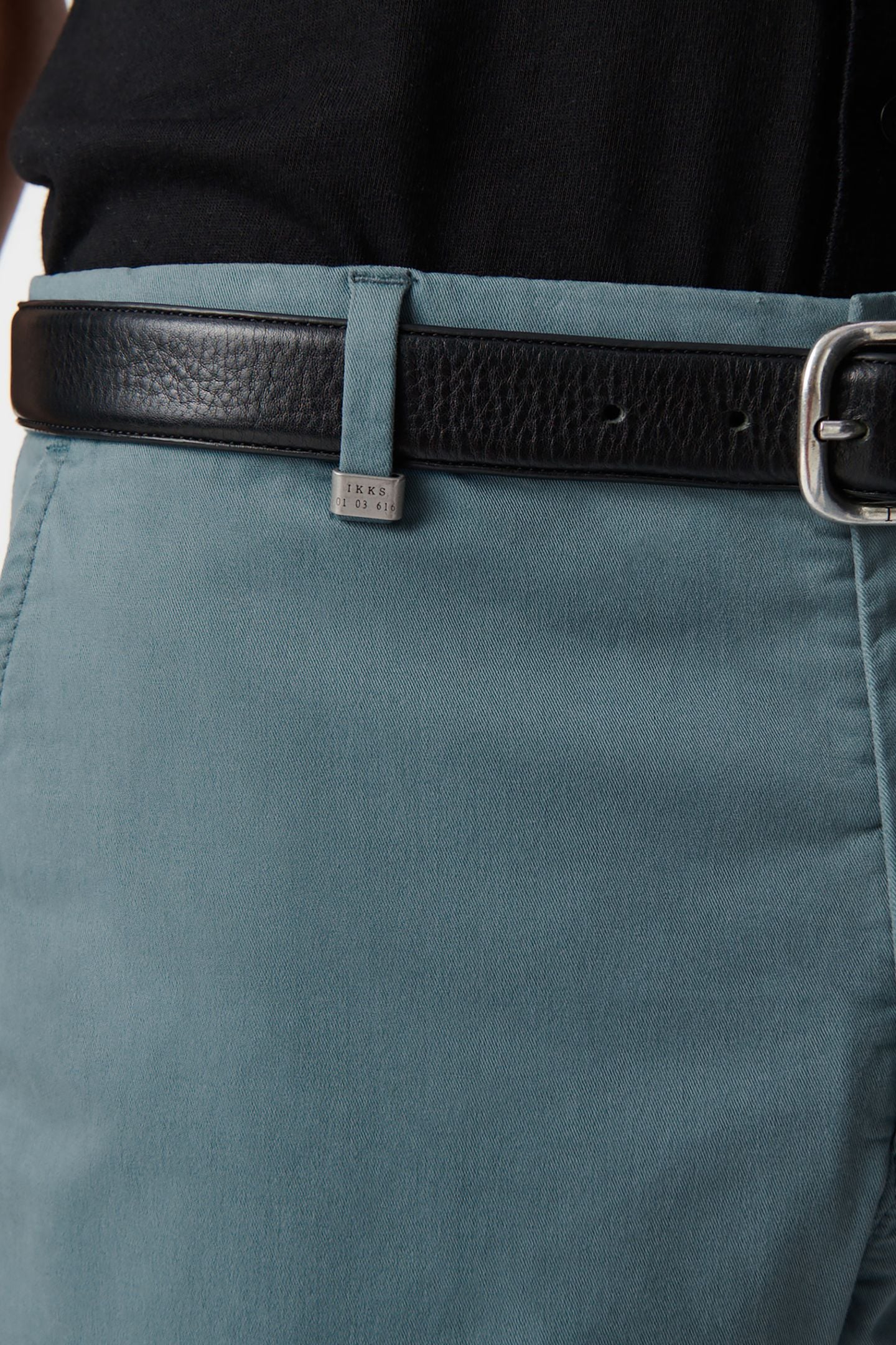STORM SLIM CHINOS 5