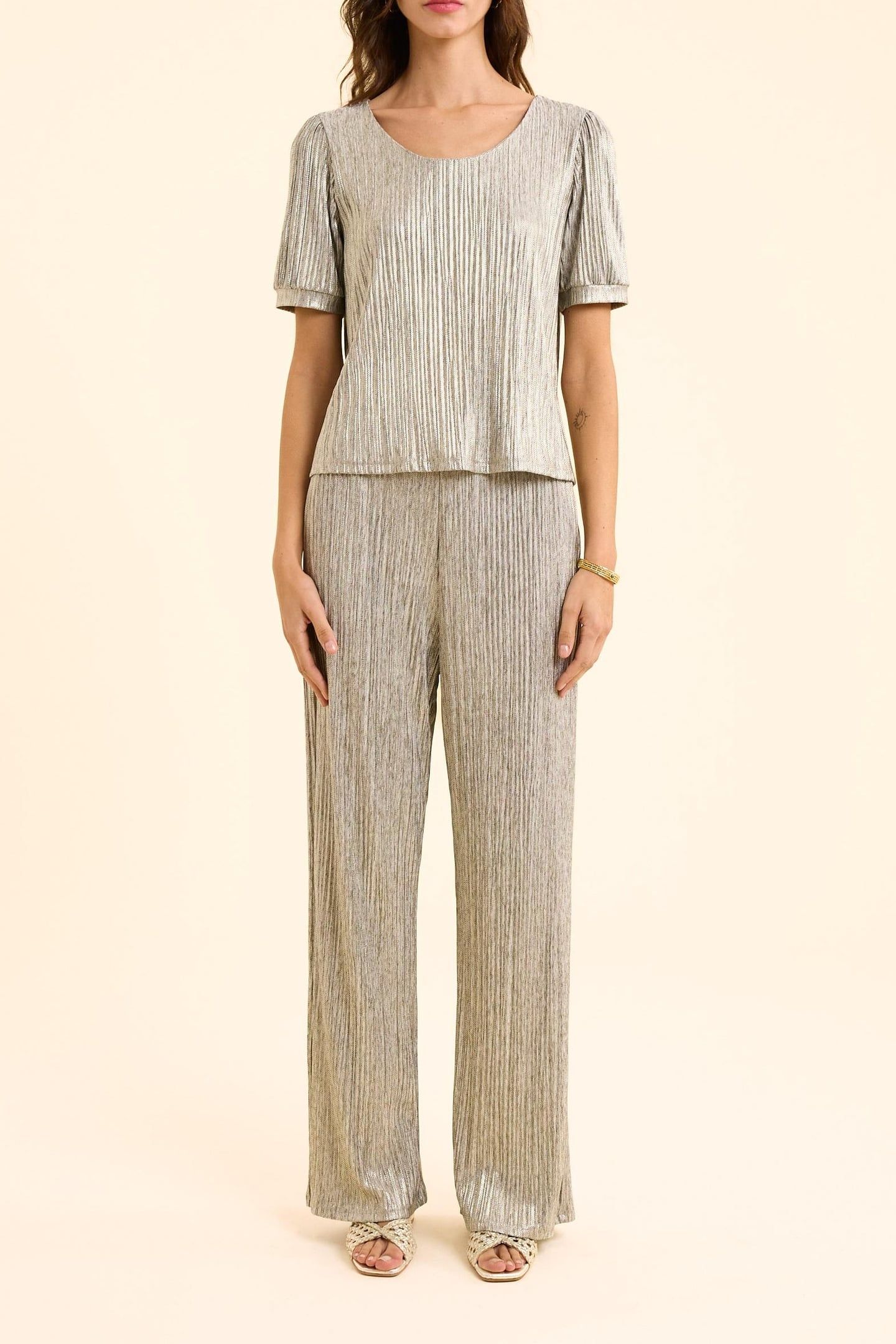 GREY PLEATED TOP WITH DECORATIVE GOLD STRIPES GOLD 2
