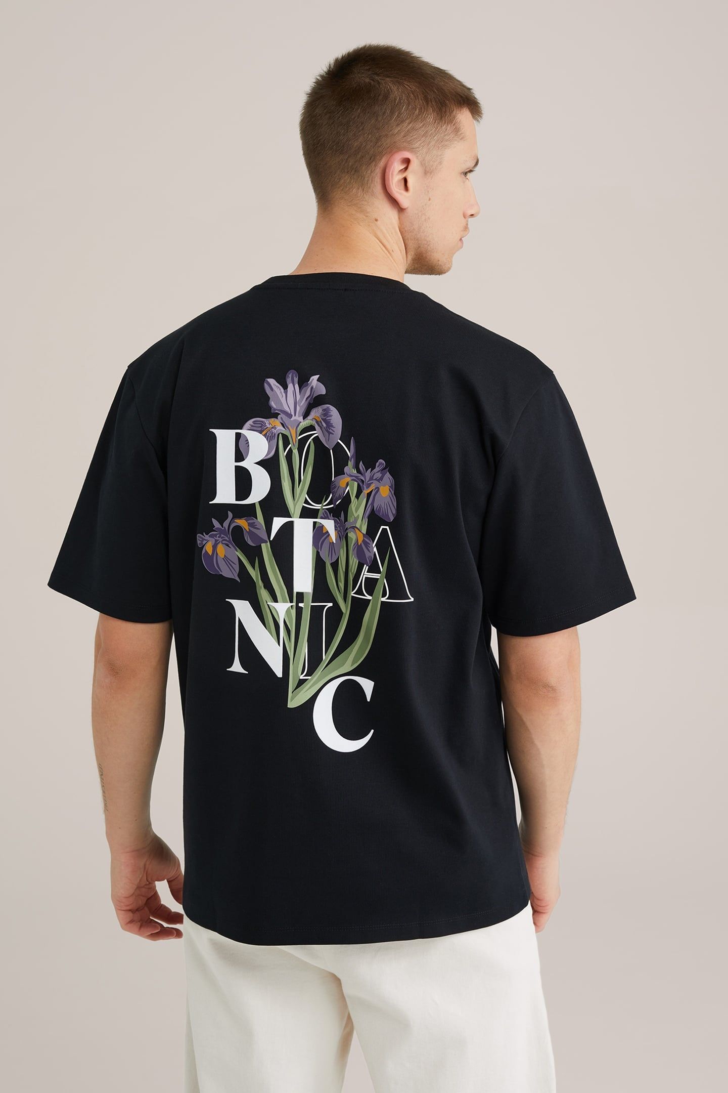 T-SHIRT BLACK 3