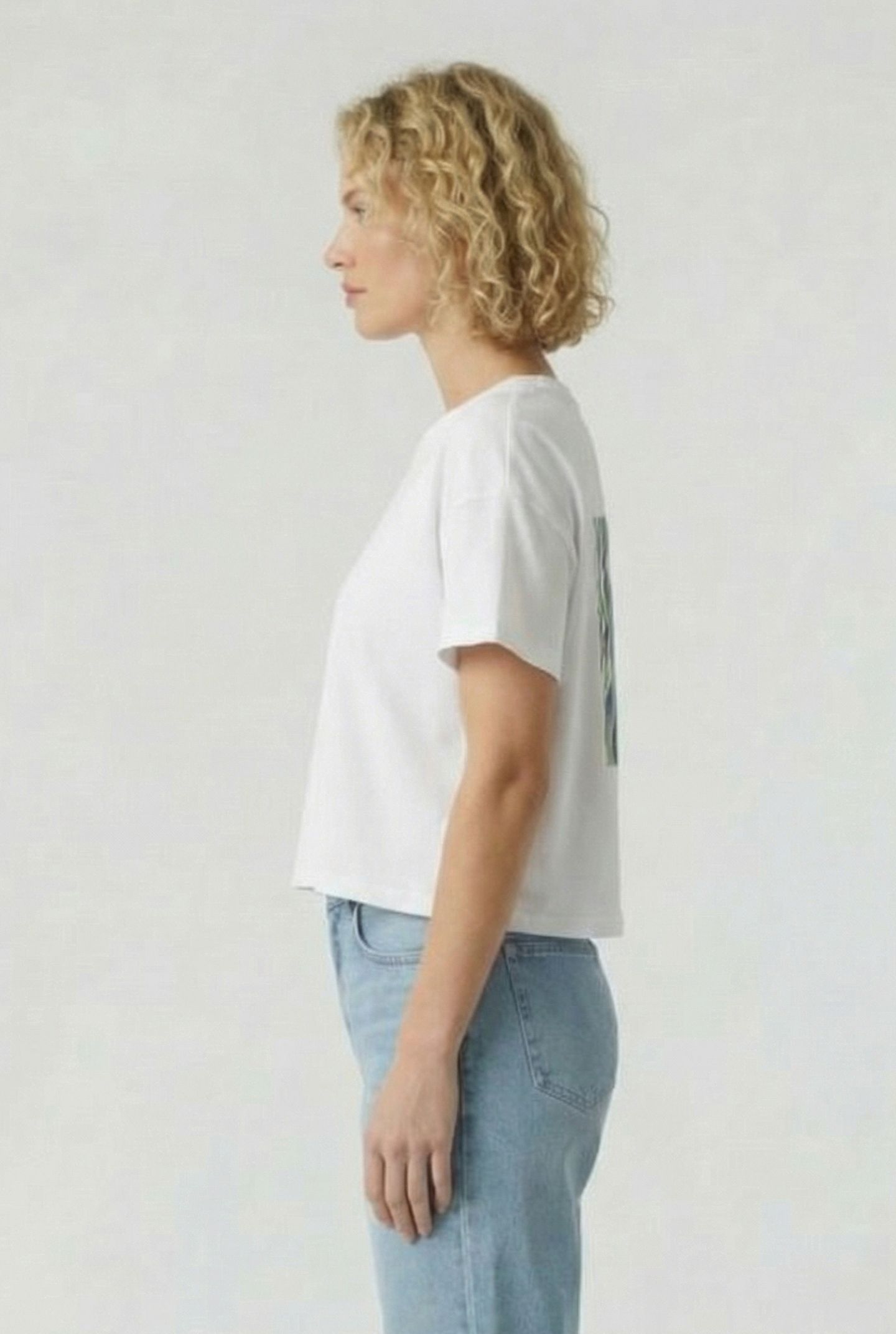 WOMEN'S ARENA CROP TEE PRINTED WHITE 3