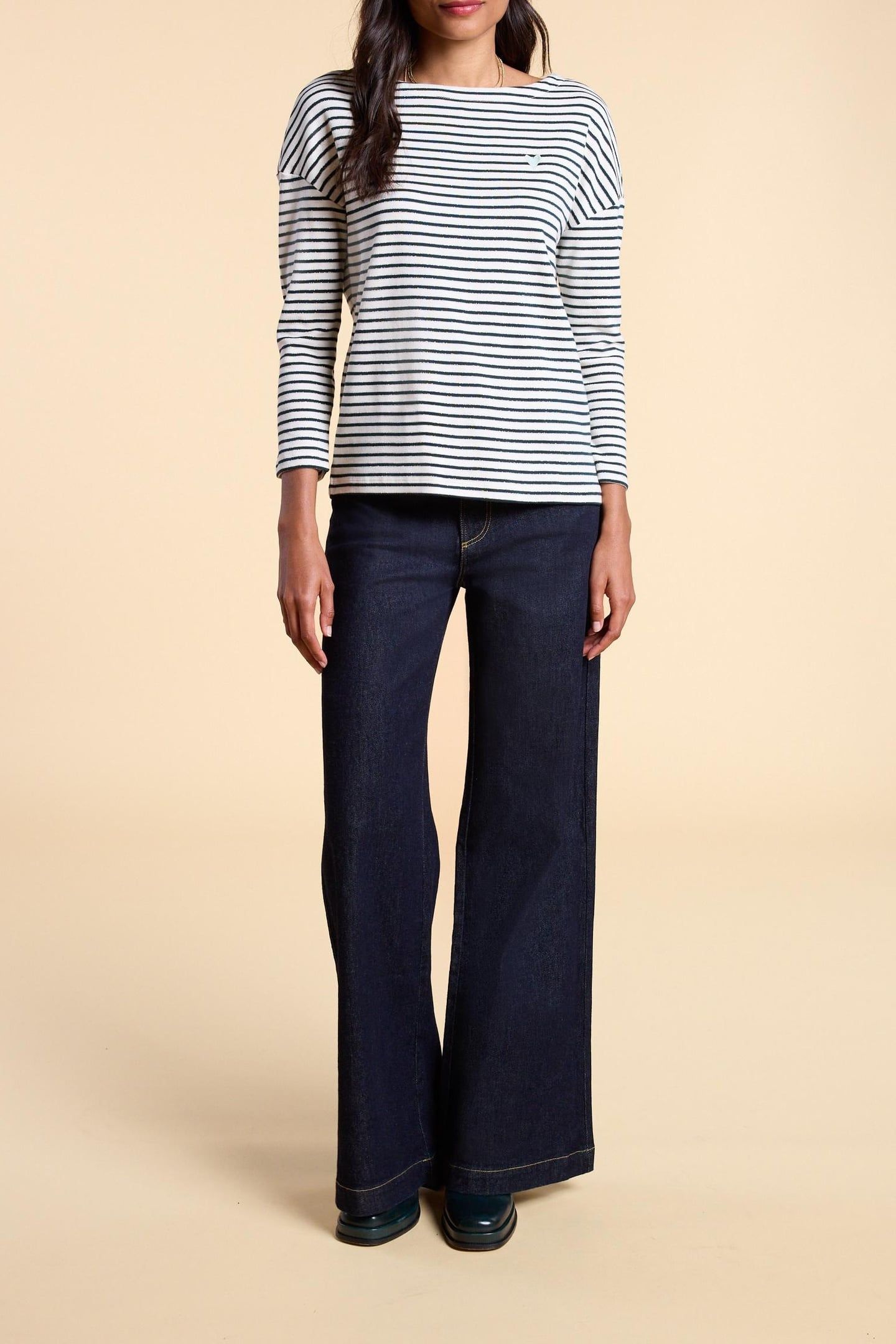 ECRU, NAVY, GOLD STRIPED T-SHIRT, EMBROIDERED HEART ECRU 2