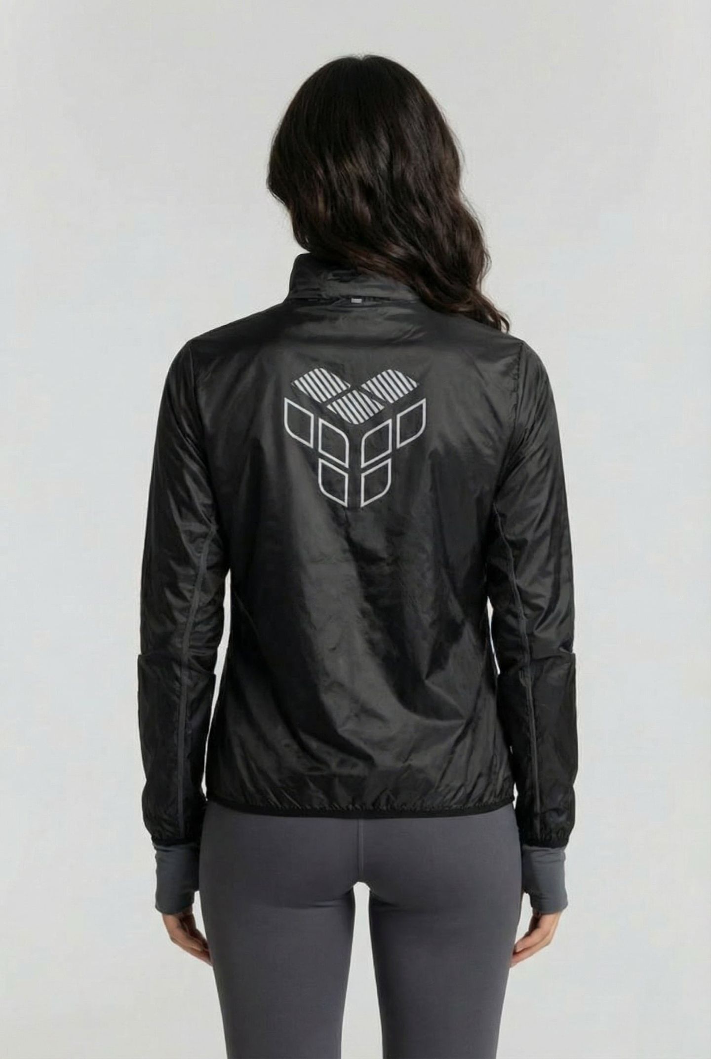 W WINDBREAKER BLACK-SILVER 2
