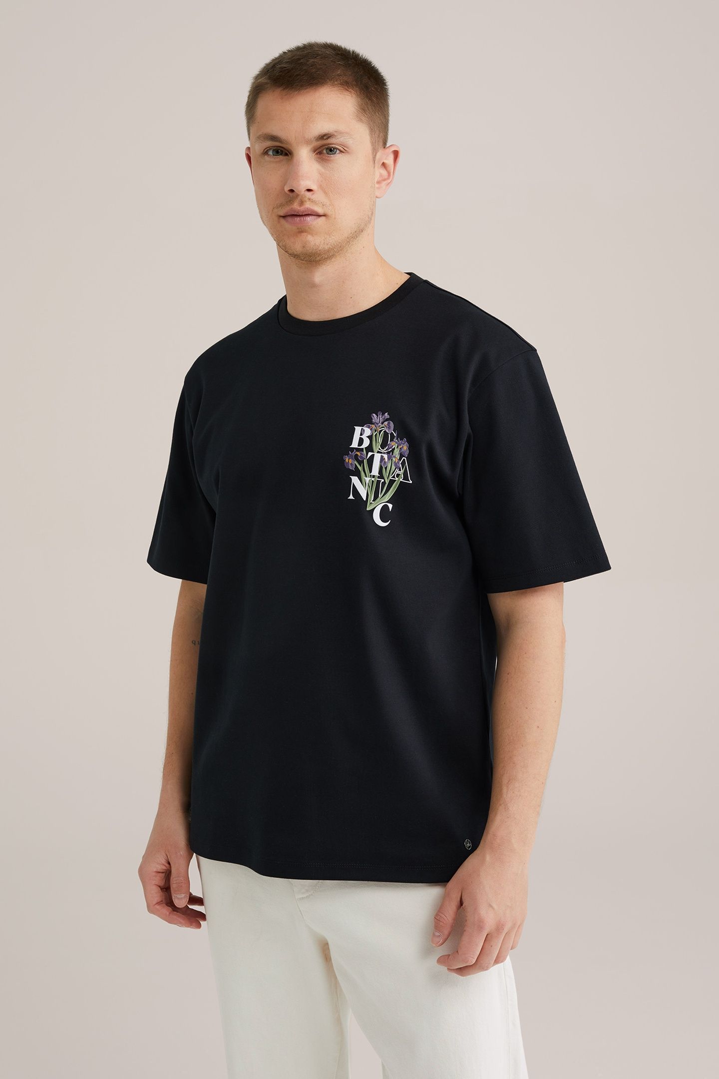 T-SHIRT BLACK 2