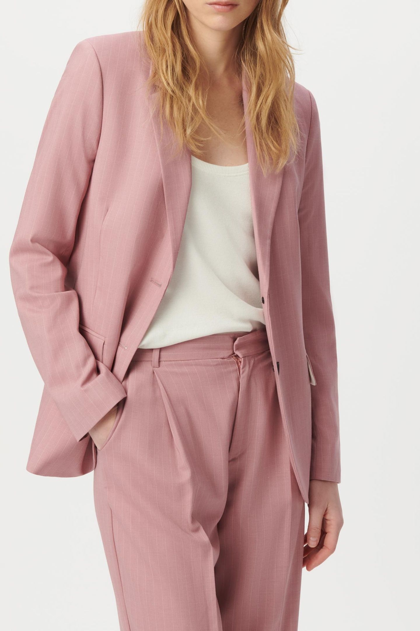 PINK SUIT JACKET 1