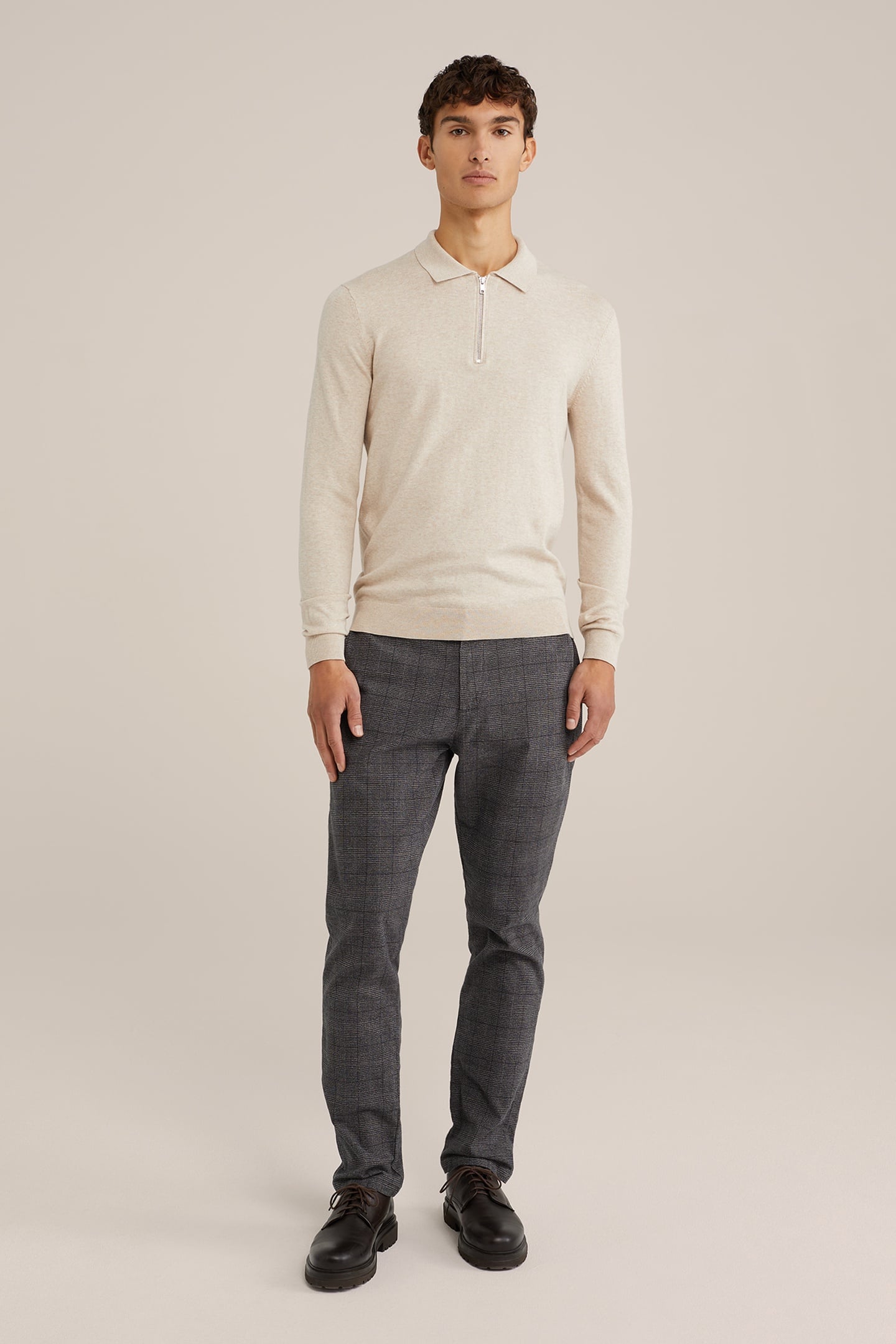 HALFWAY ZIPPER BEIGE 1