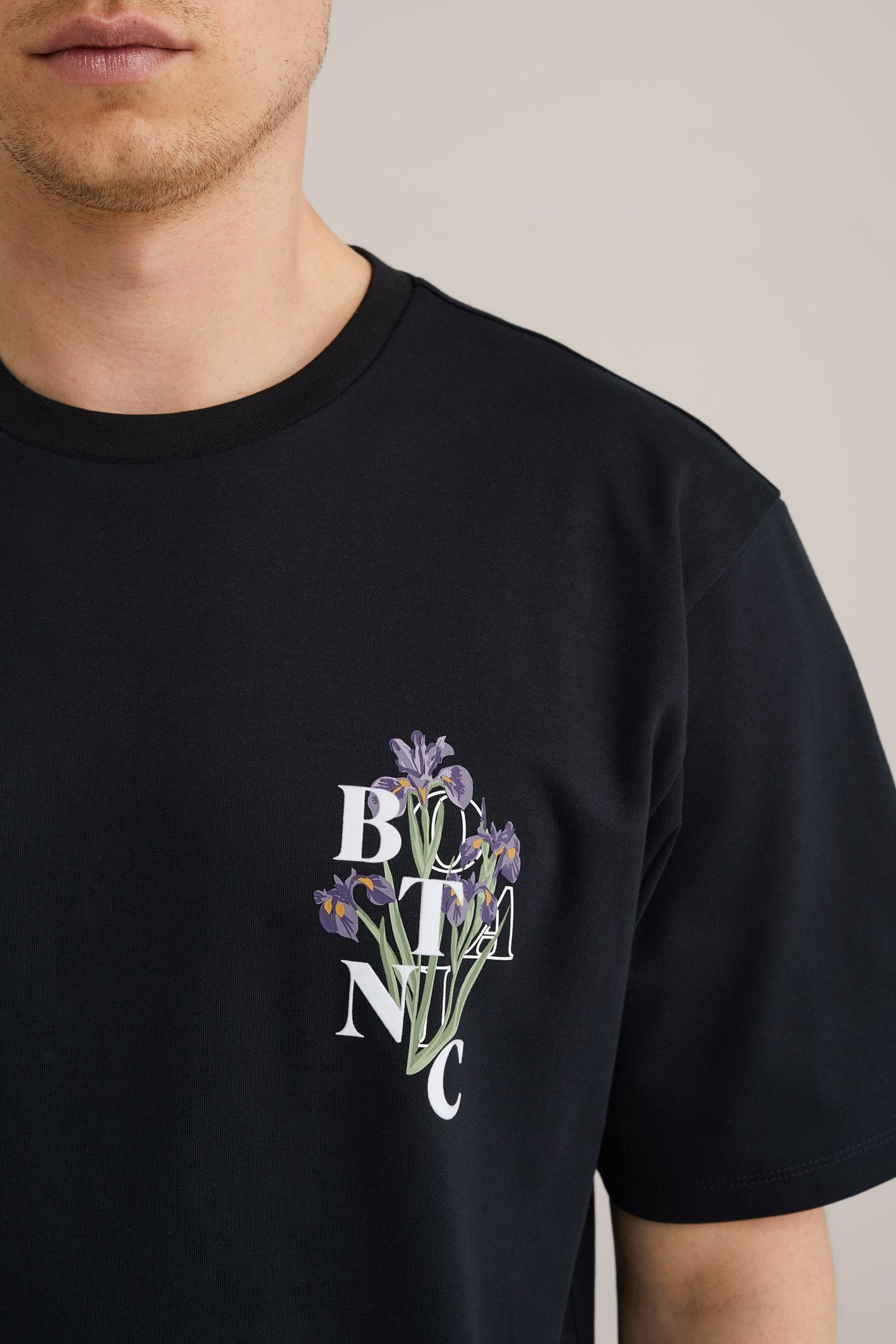 T-SHIRT BLACK 5