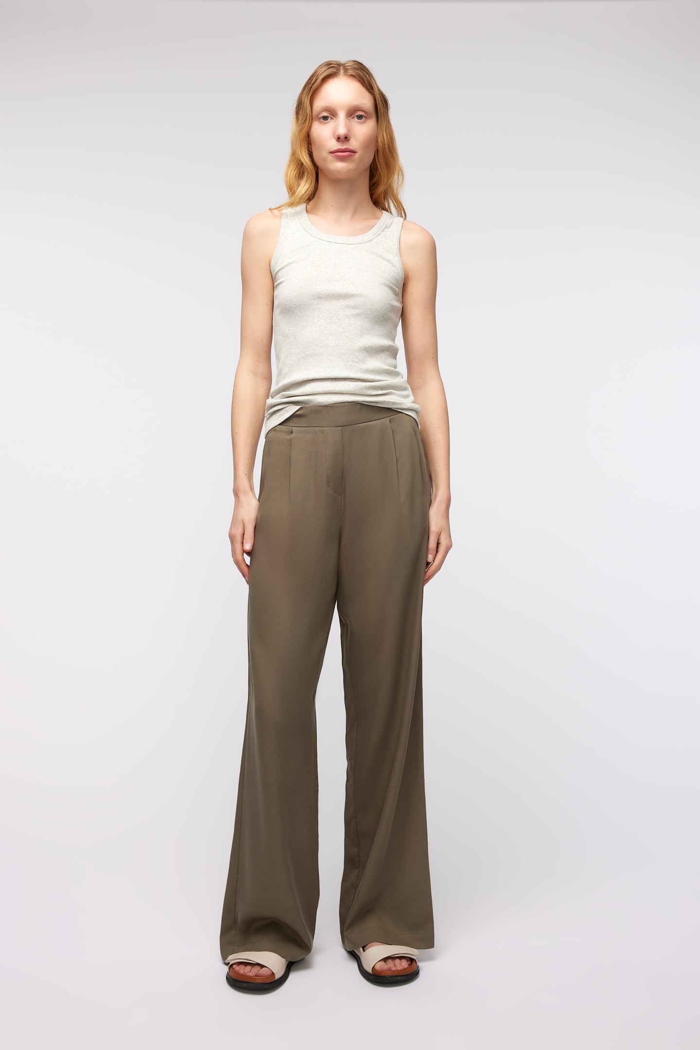 WENDY PANTS SAGE 1