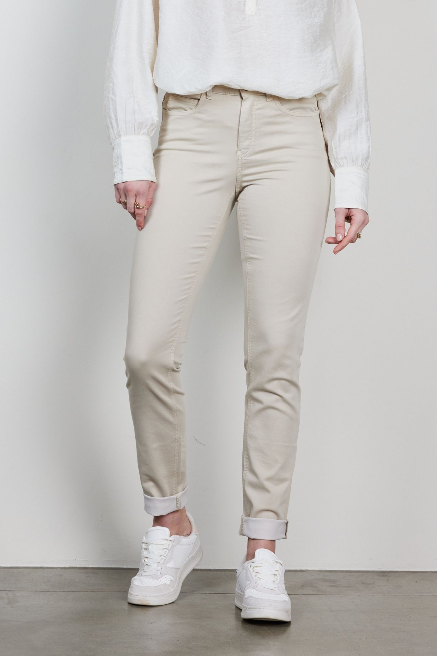 5 POCKET TINA IN LIGHT SILVER 2