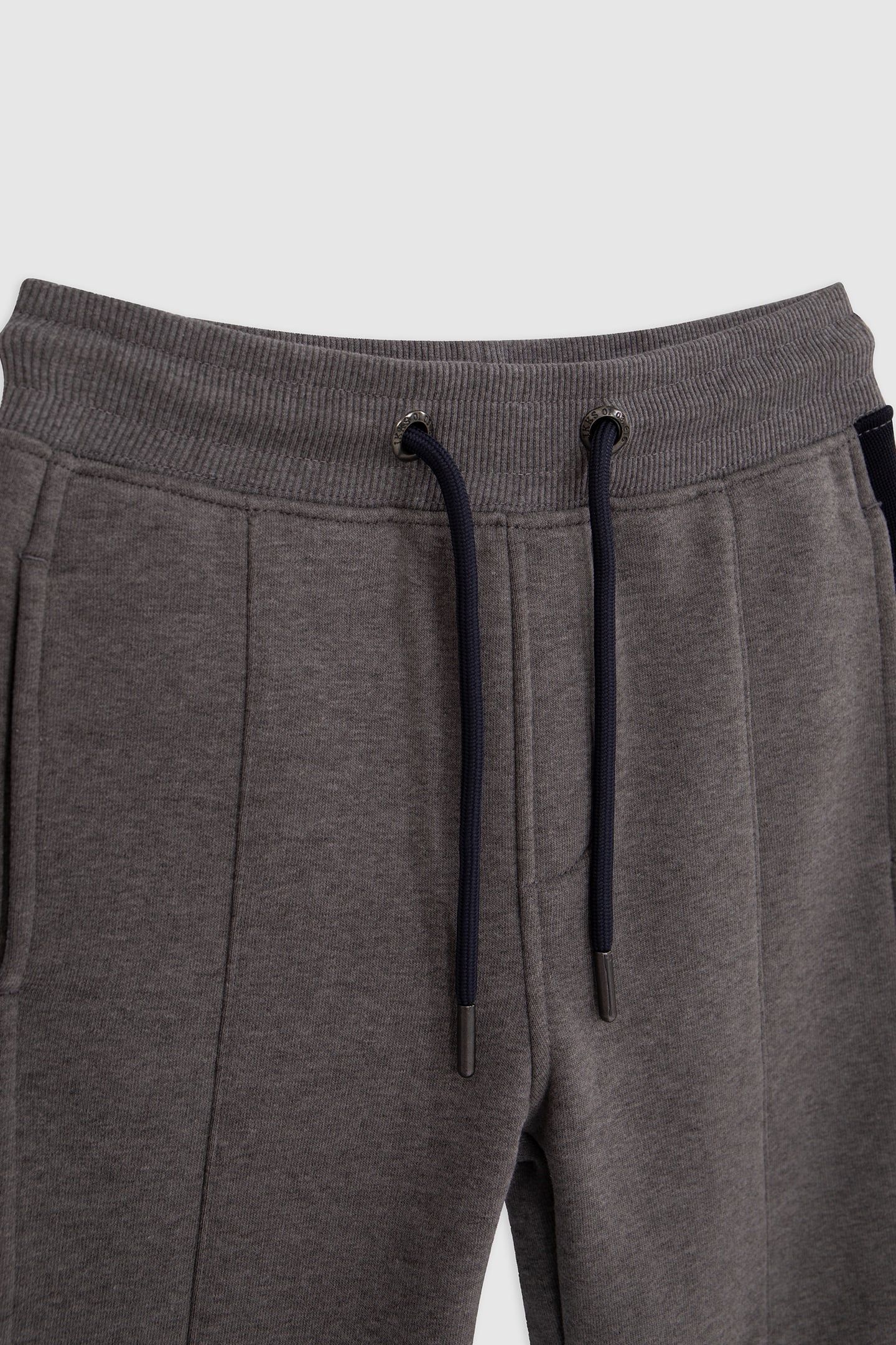 GREY JOGGING SUIT WITH LETTERING ON BOY'S SIDE 3