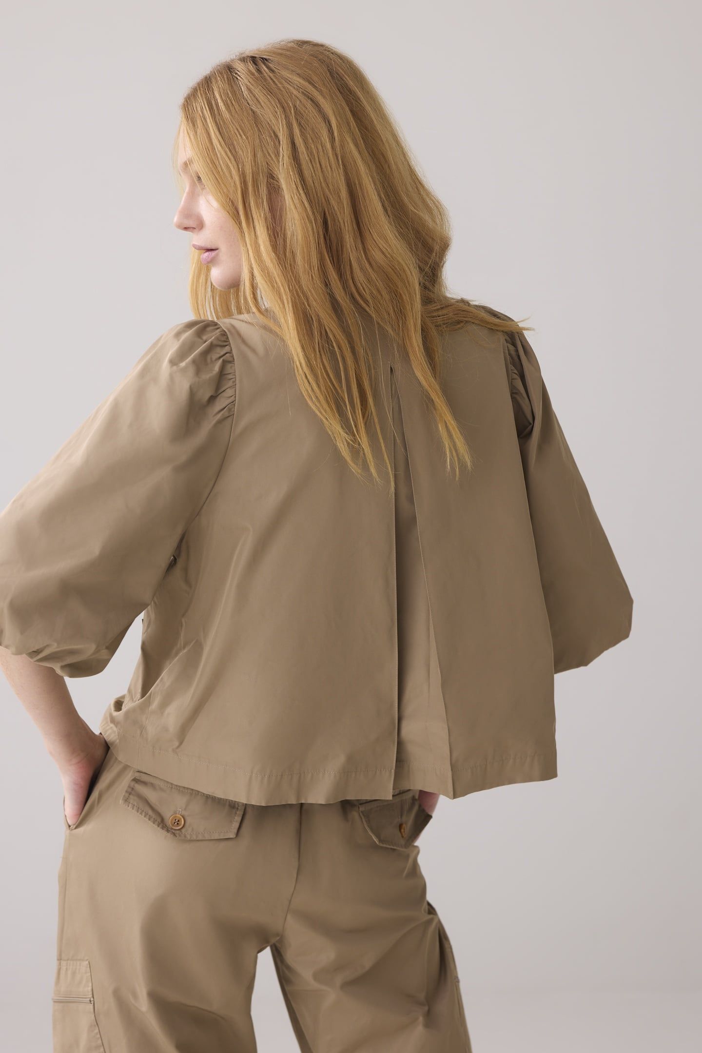 BLOUSE TAFT KHAKI 3