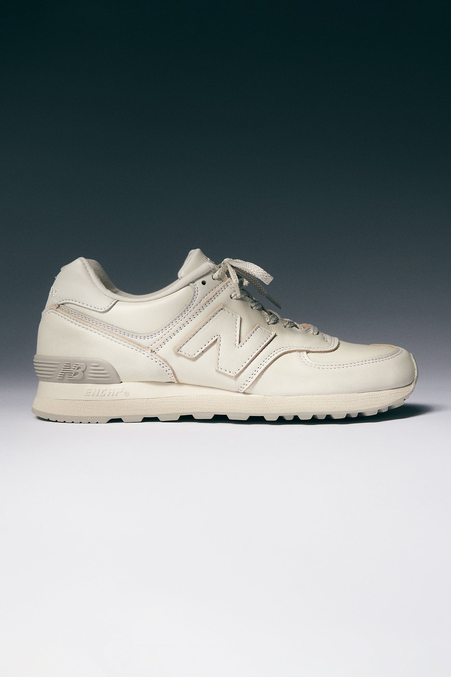 UNISEX MADE IN UK 576 CONTEMPORARY LIGHT GREY 10