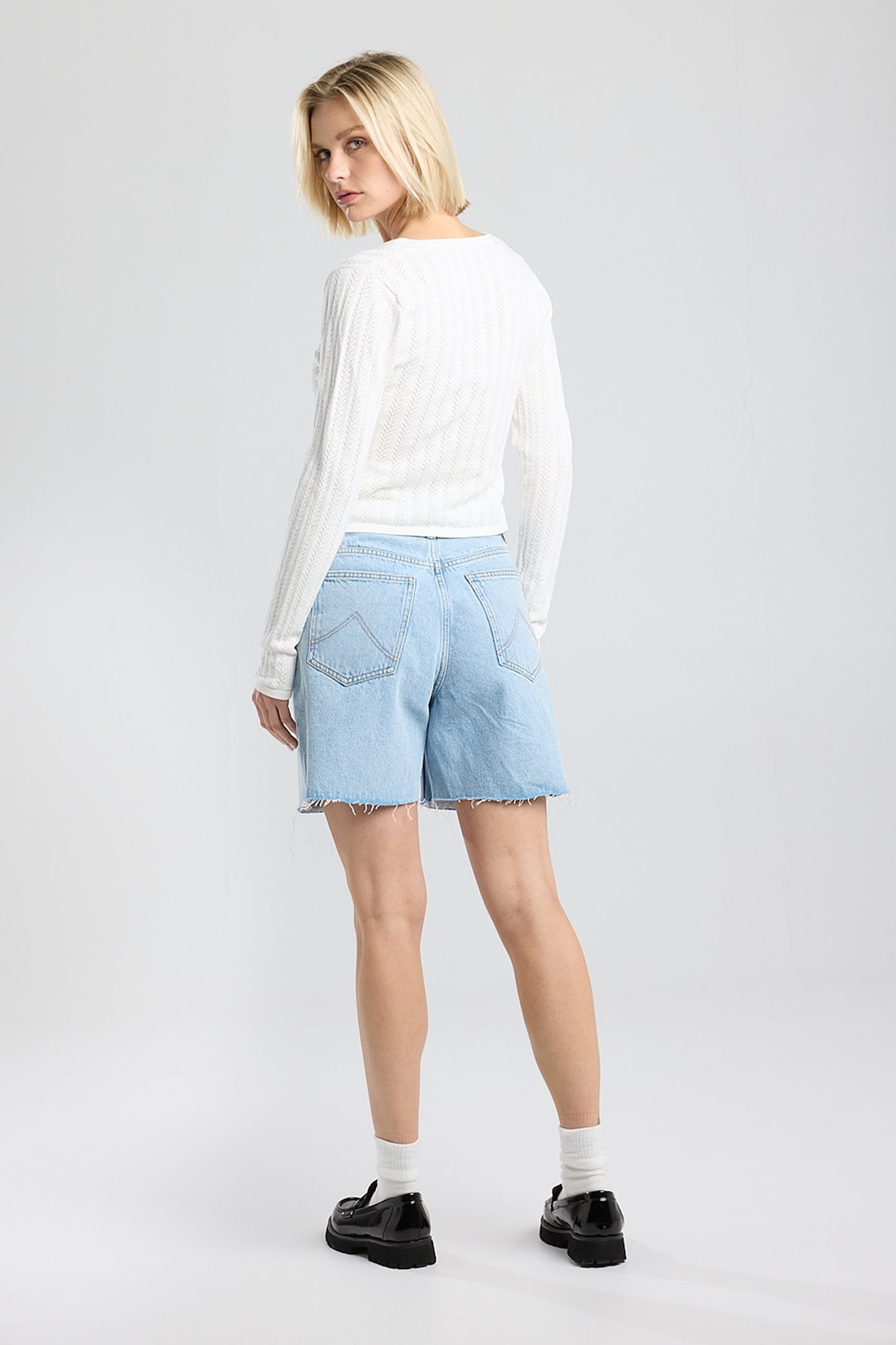 NERA LIGHT BLUE 2