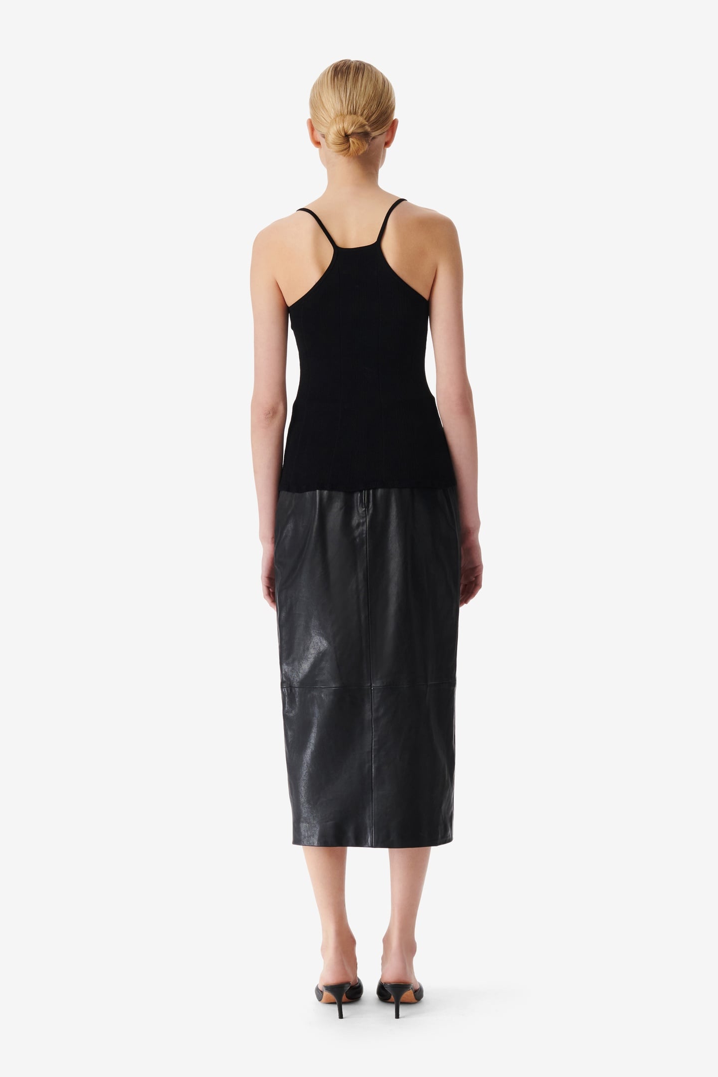 COBY PULLOVER BLACK 4