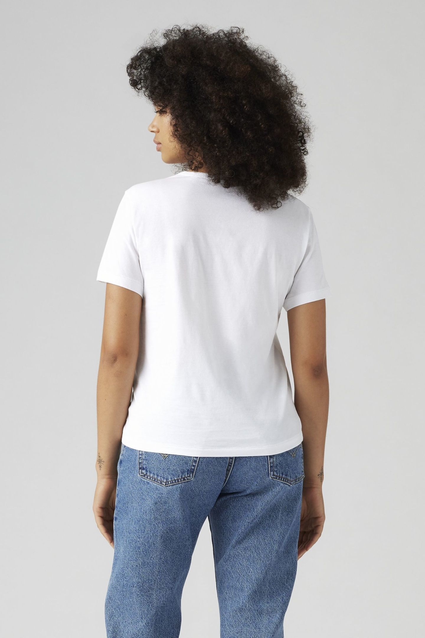 GRAPHIC ICONIC TEE VINTAGE BW W/CO WHITE 4