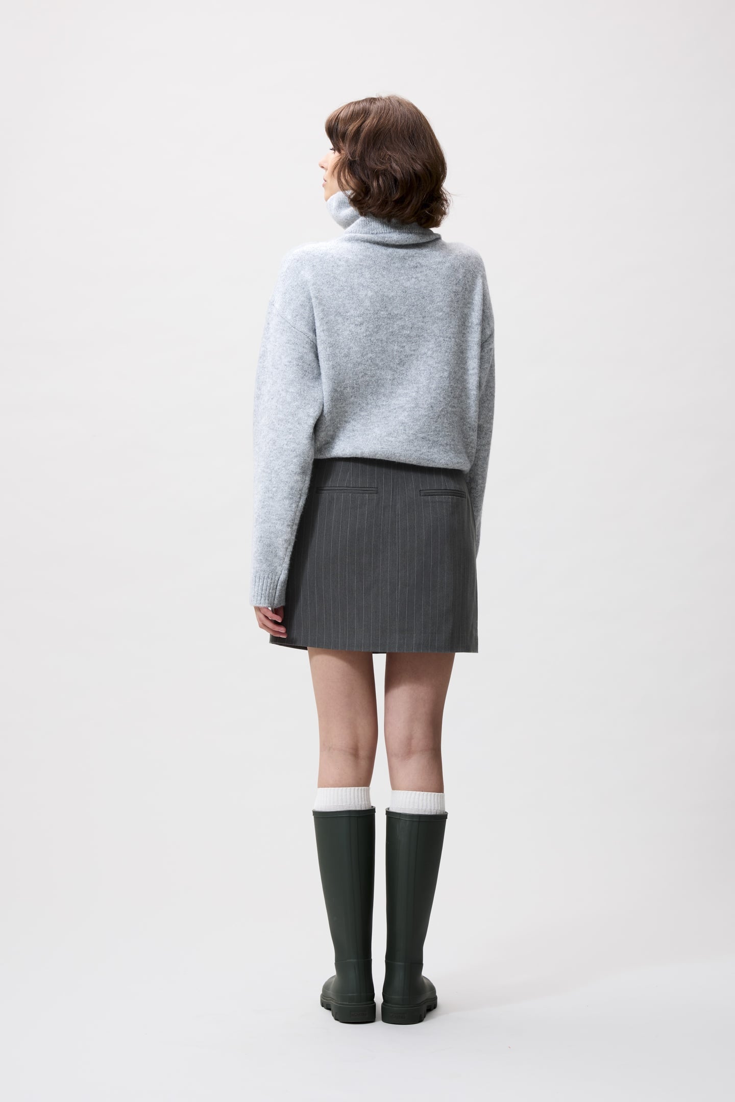SHORT PINSTRIPE SKIRT GREY MELANGE 3