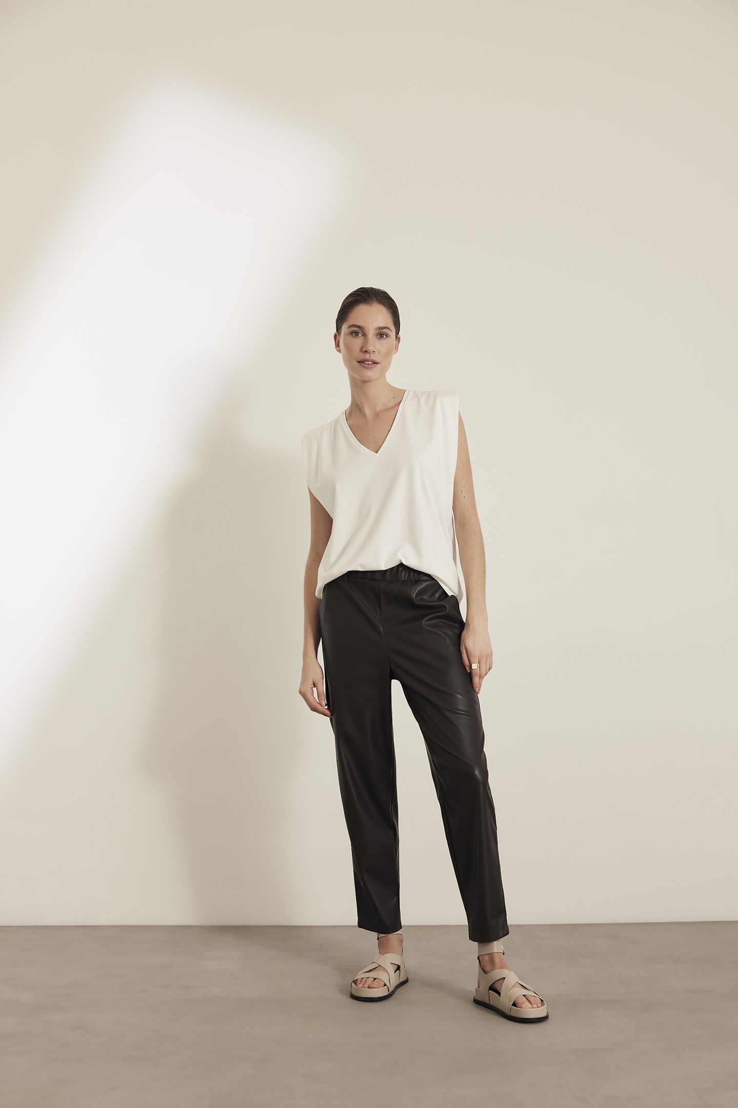 SALLY PANTS CHOCO 7