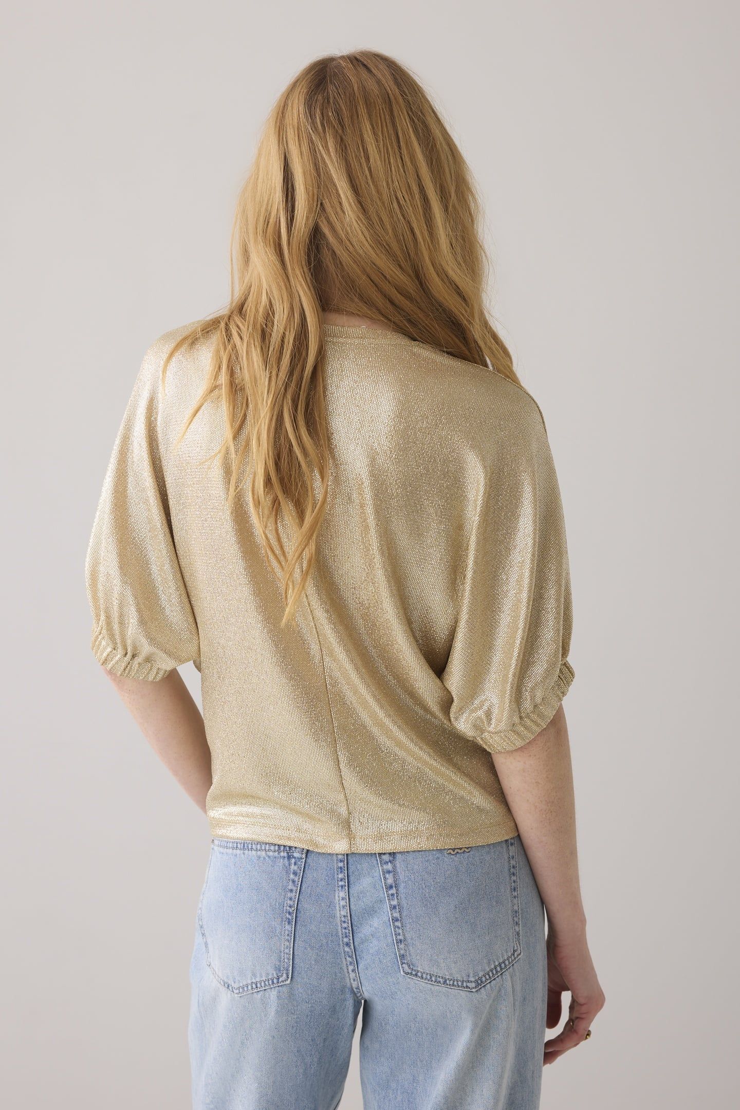 BATWING BOXY TOP METALLIC SWEAT FLUID SOFT CAMEL 2