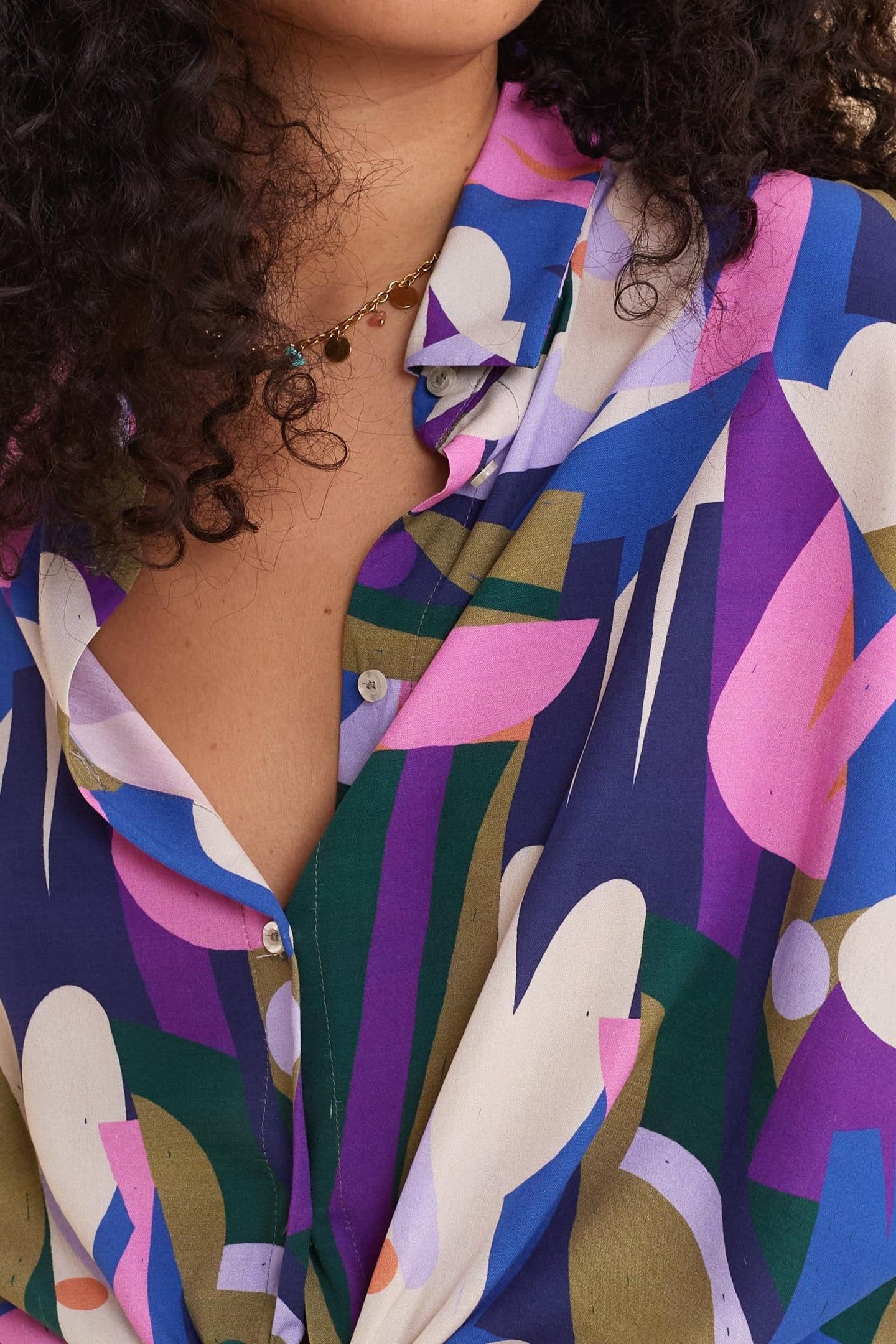 BEIGE SHIRT WITH GRAPHIC FLORAL PRINT MULTICO 6