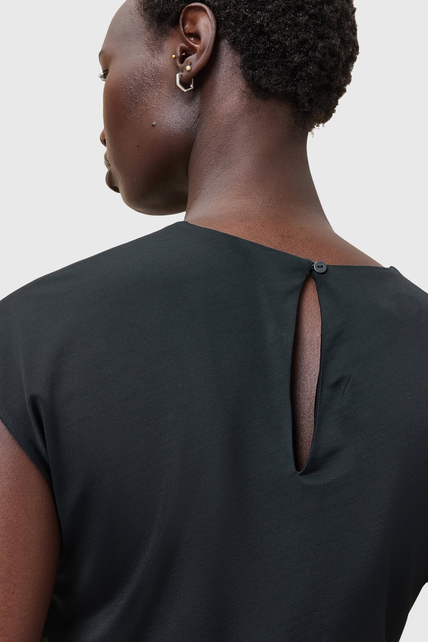ANNALIE TOP BLACK 9