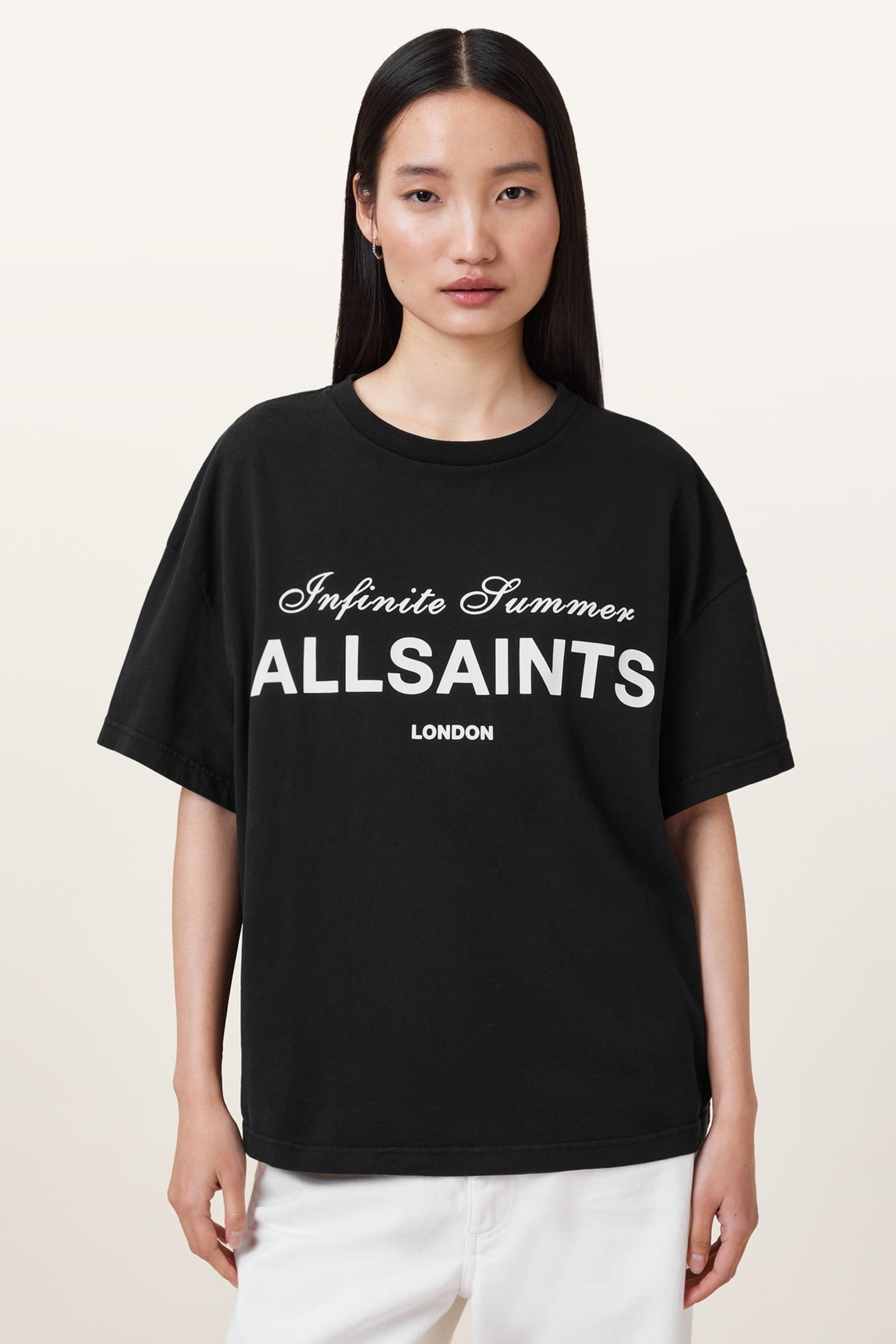 AVRI TEE BLACK 1