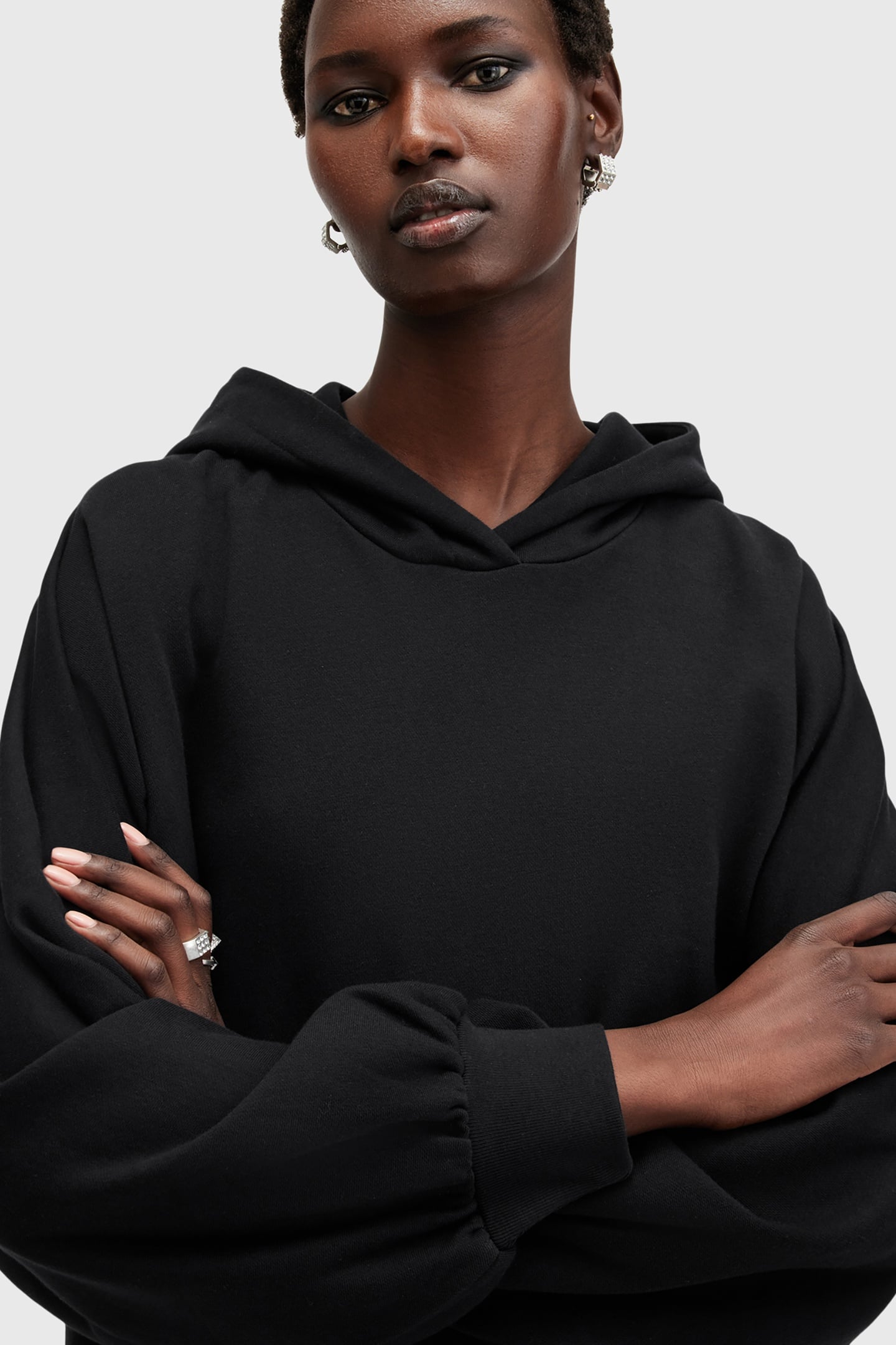 ARTIA HOODY BLACK 6