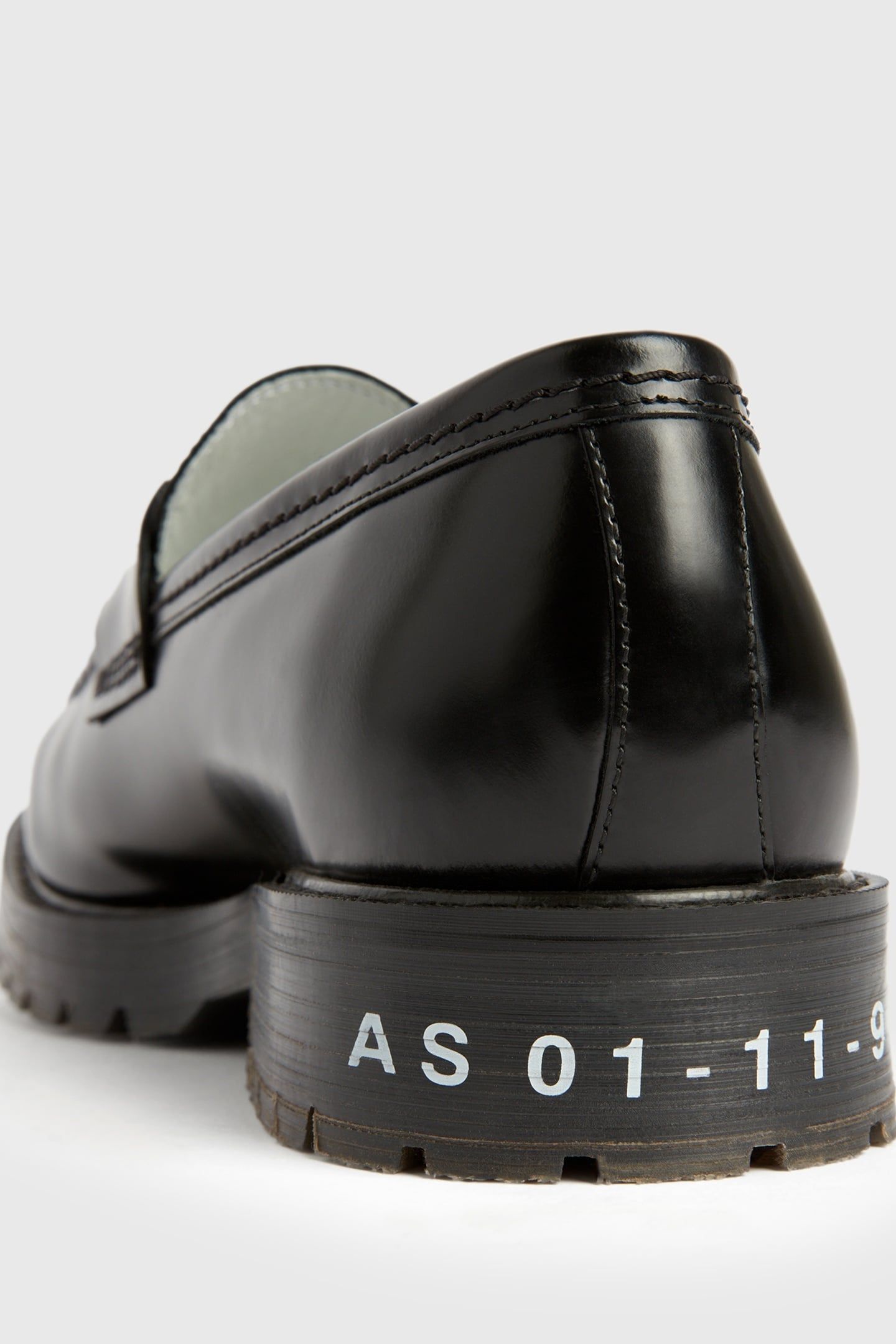 TRAY LOAFER BLACK 5