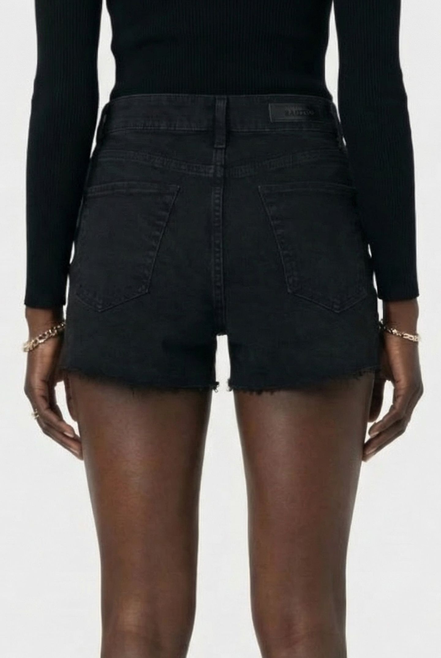 IRIS SHORT BLACK 2