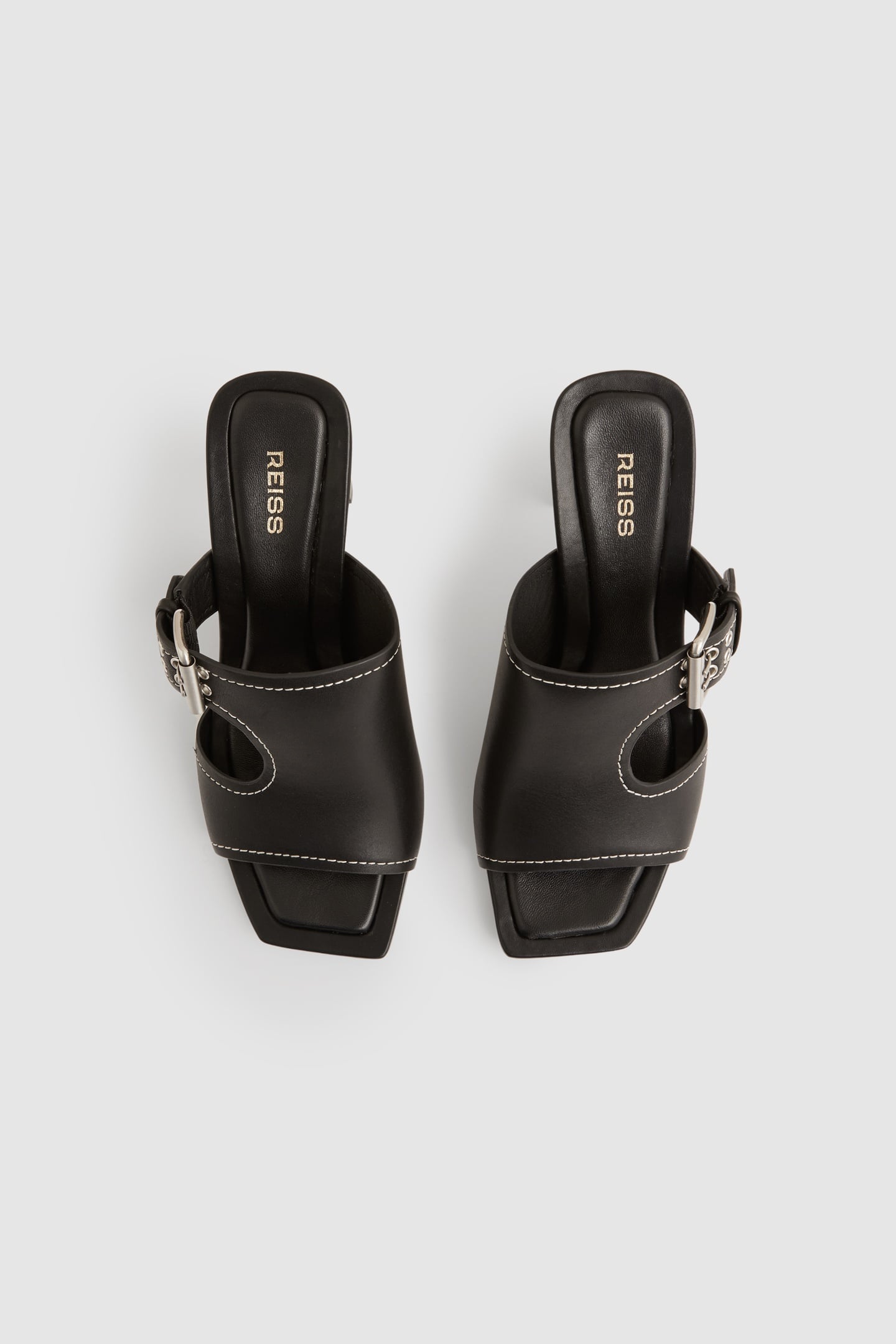 BUCKLE HEEL BLACK 2