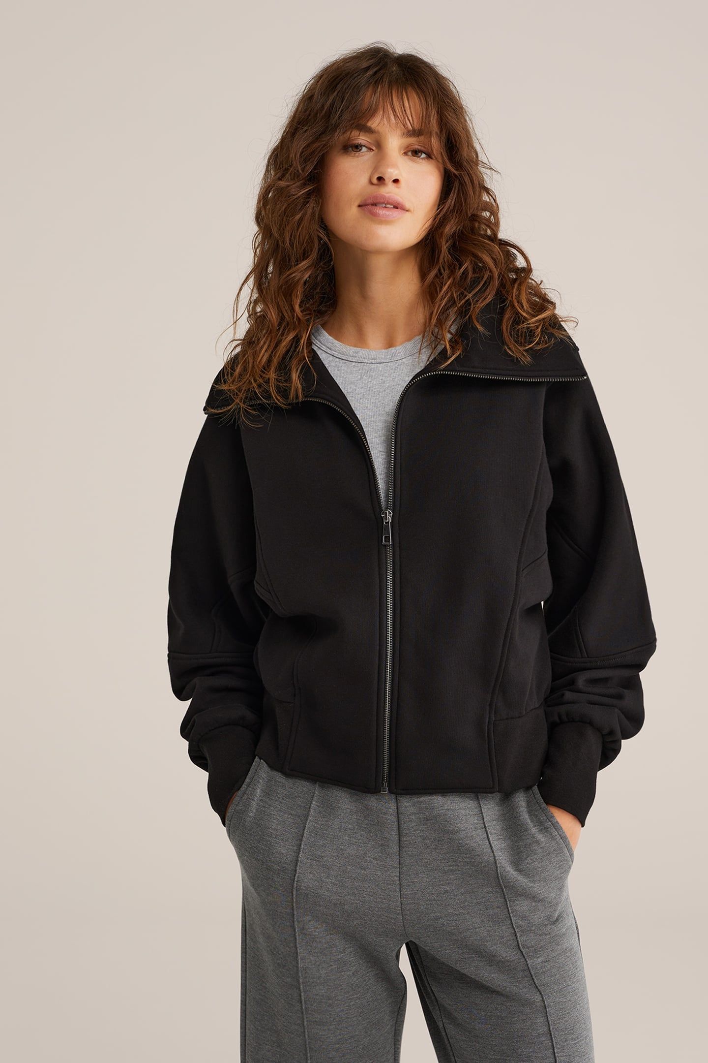 SWEATER BLACK 1