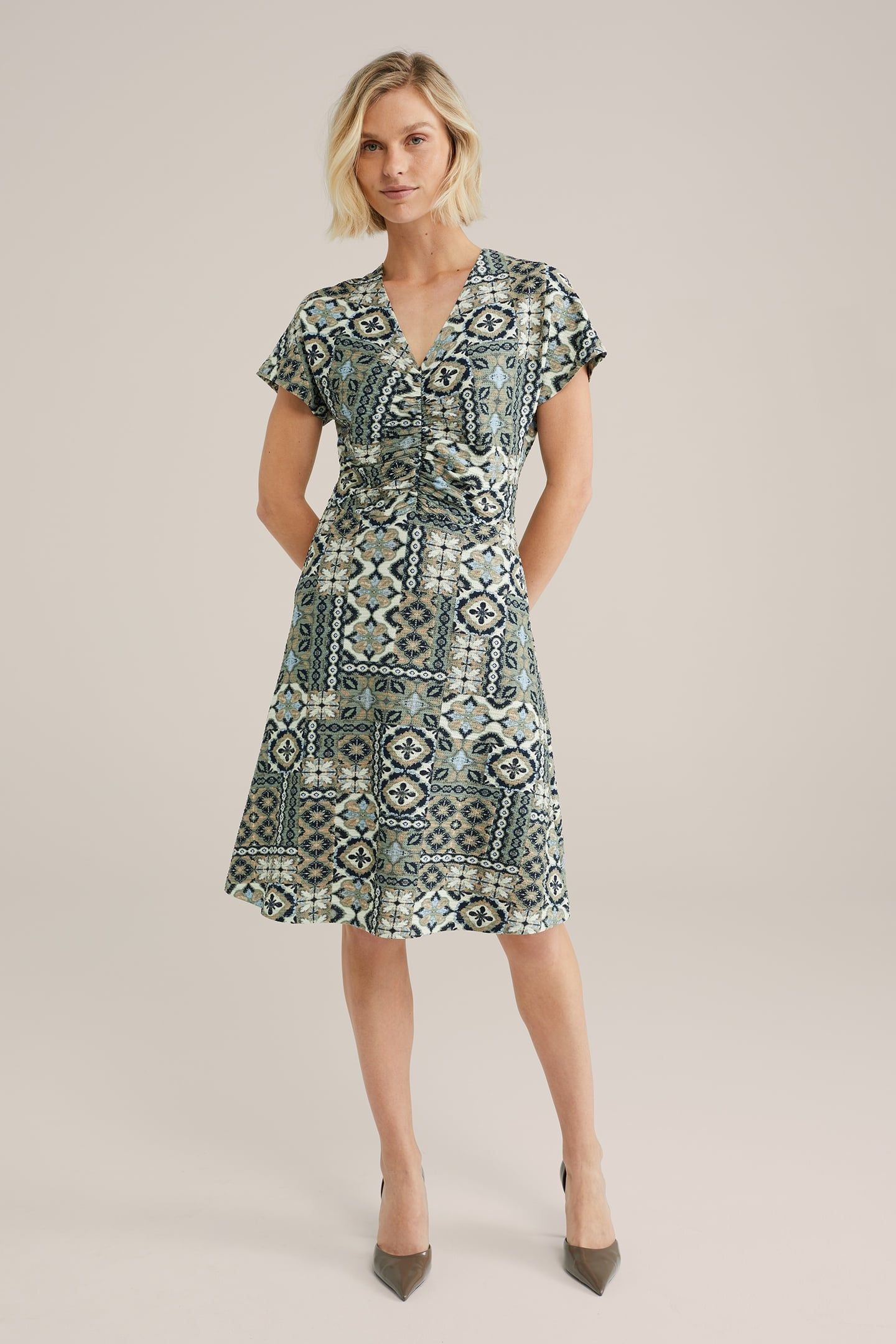 DRESS MID LENGTH GREEN 2