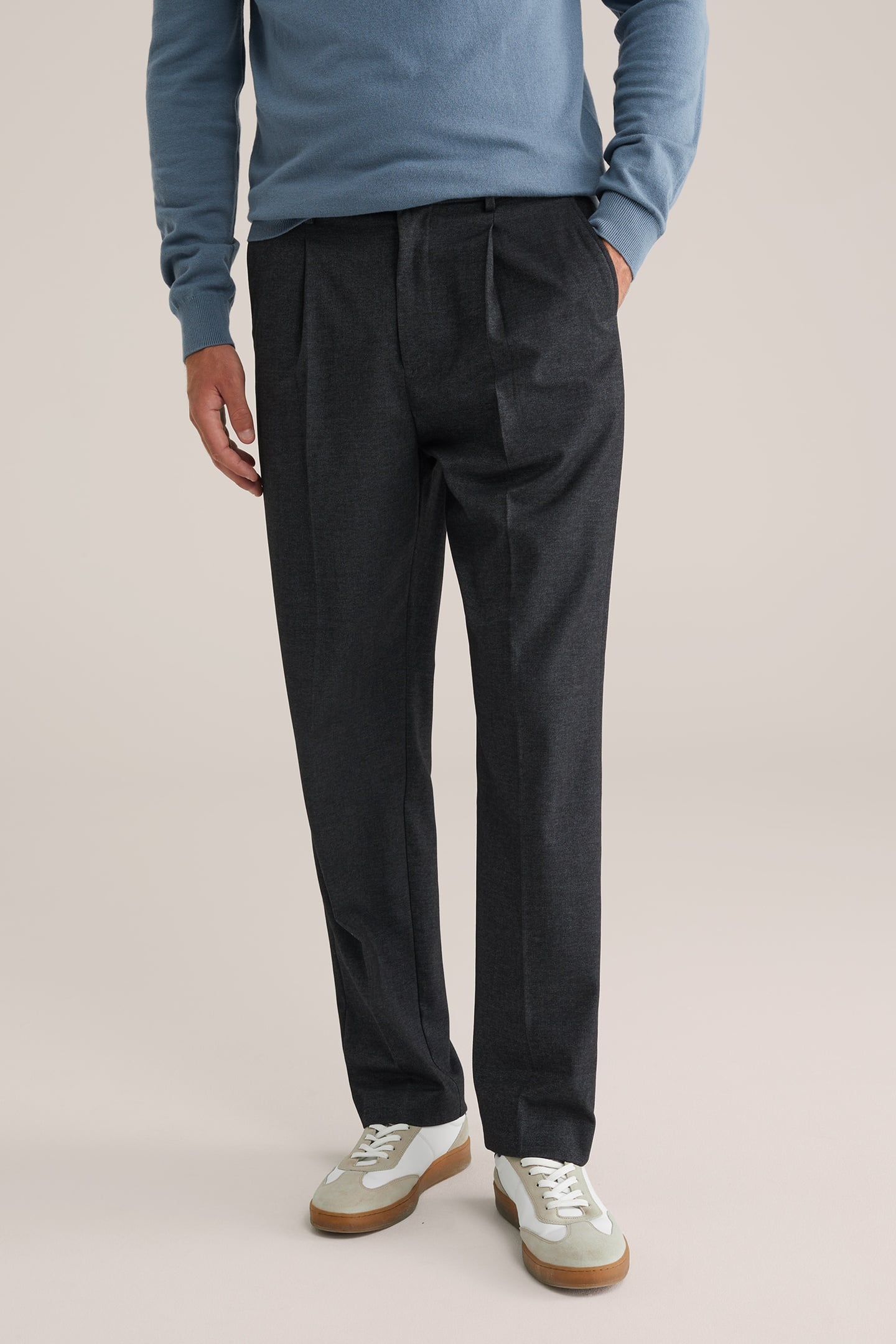 CHINO DARK GREY 1