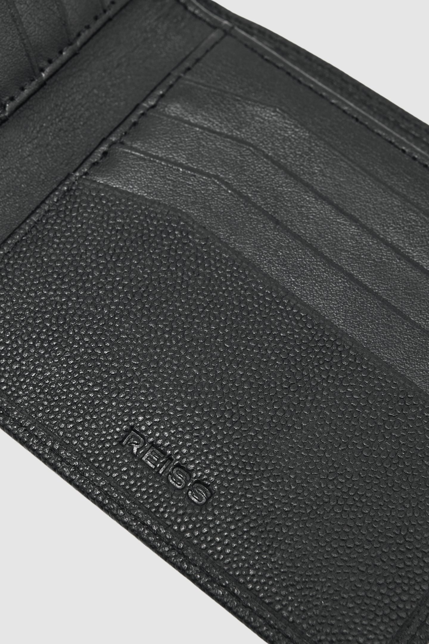 MICRO GRAIN LEATHER WALLET BLACK 2