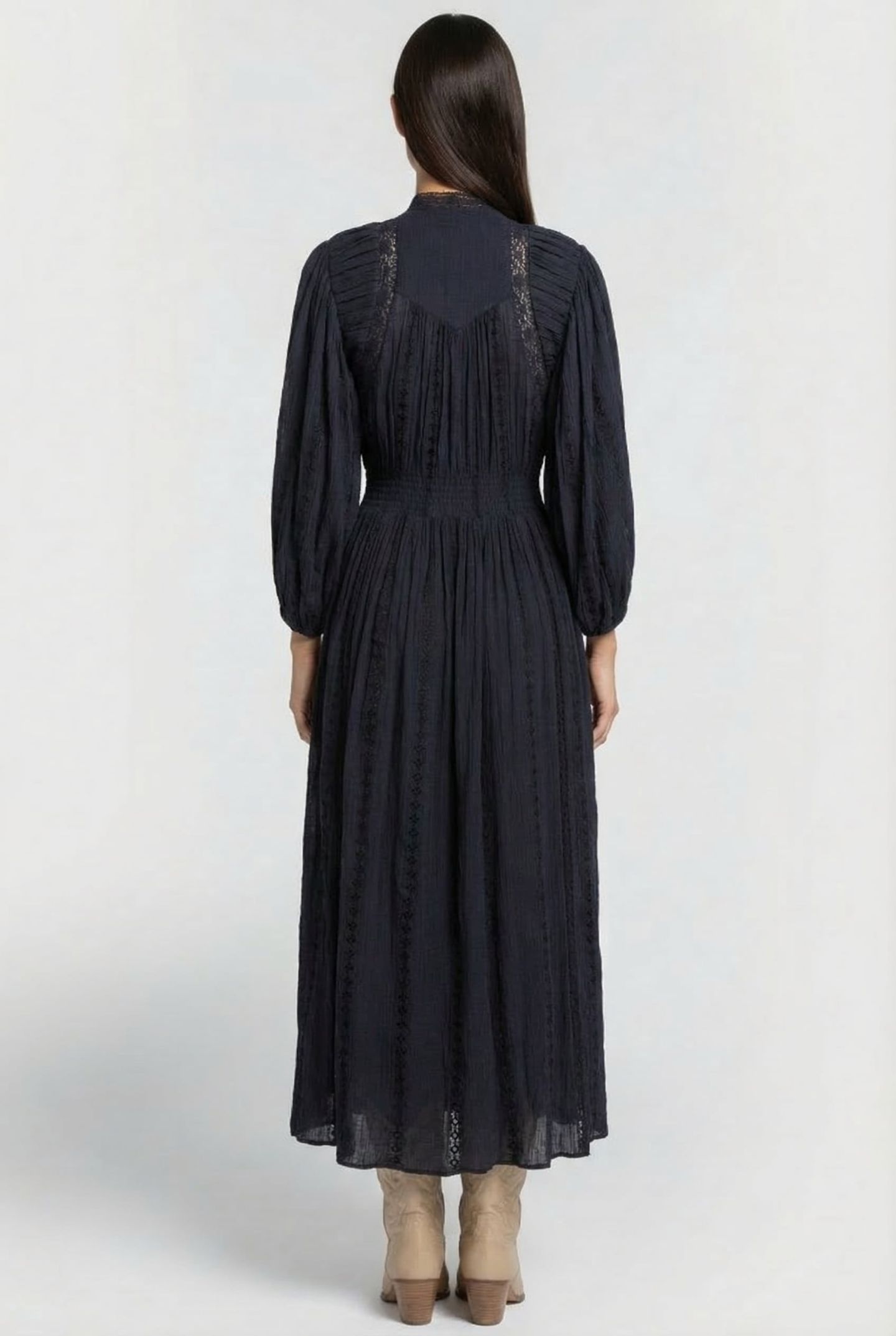 JAENA BLACK 2