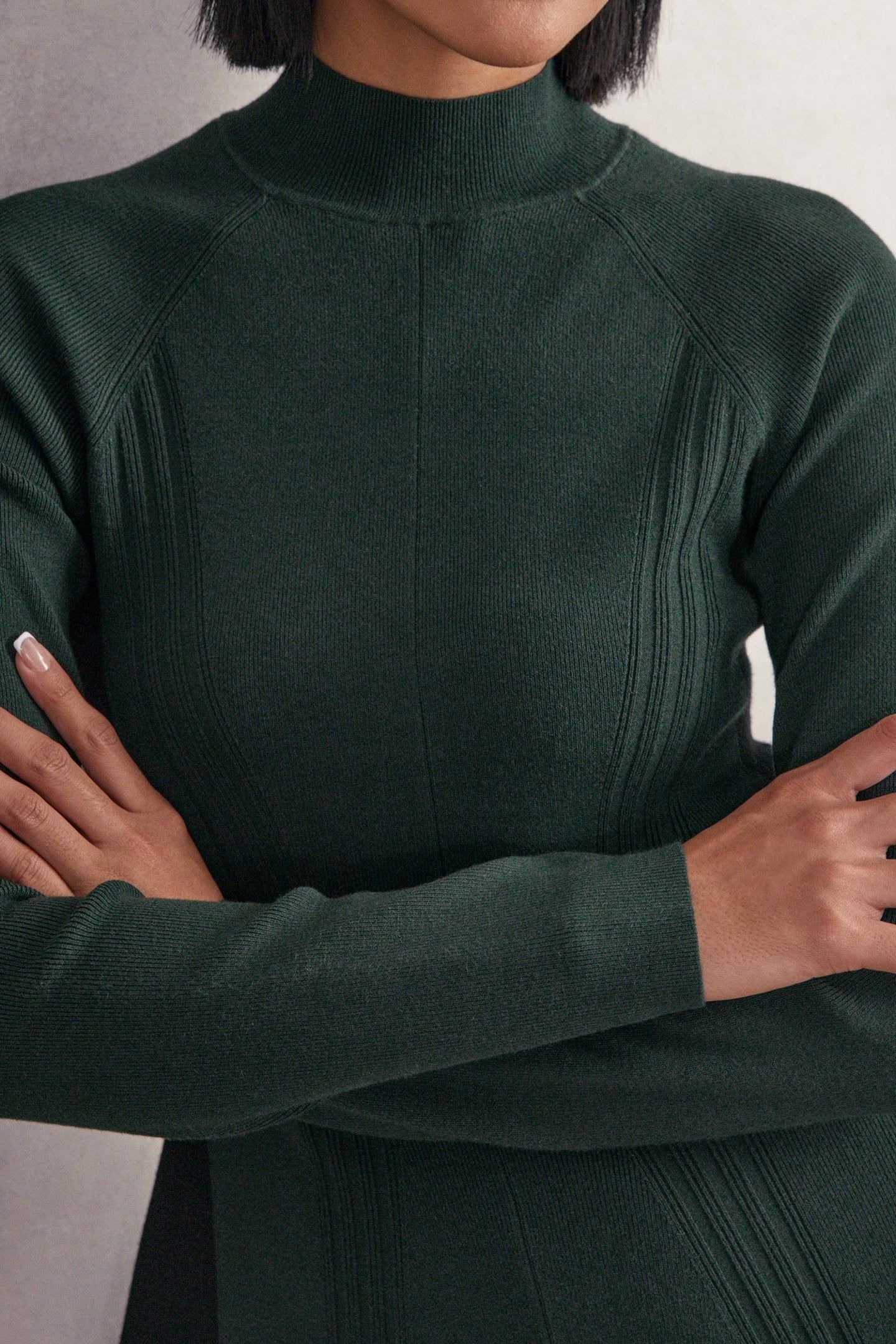 BELTED KNITTED FLIPPY DRESS GREEN/BLACK 7