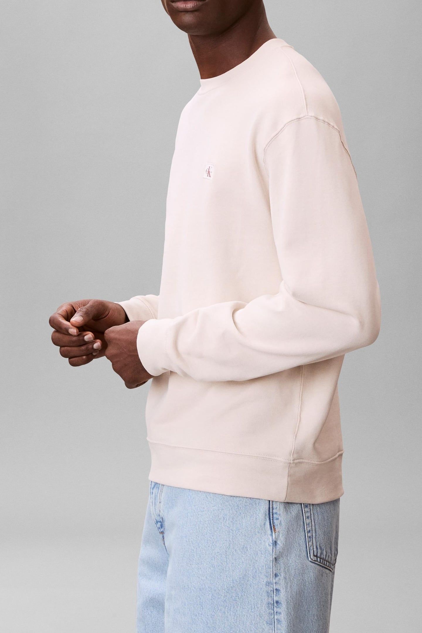 LS EU 350TERRY BADGE SWEATSHIRT OATMEAL 2
