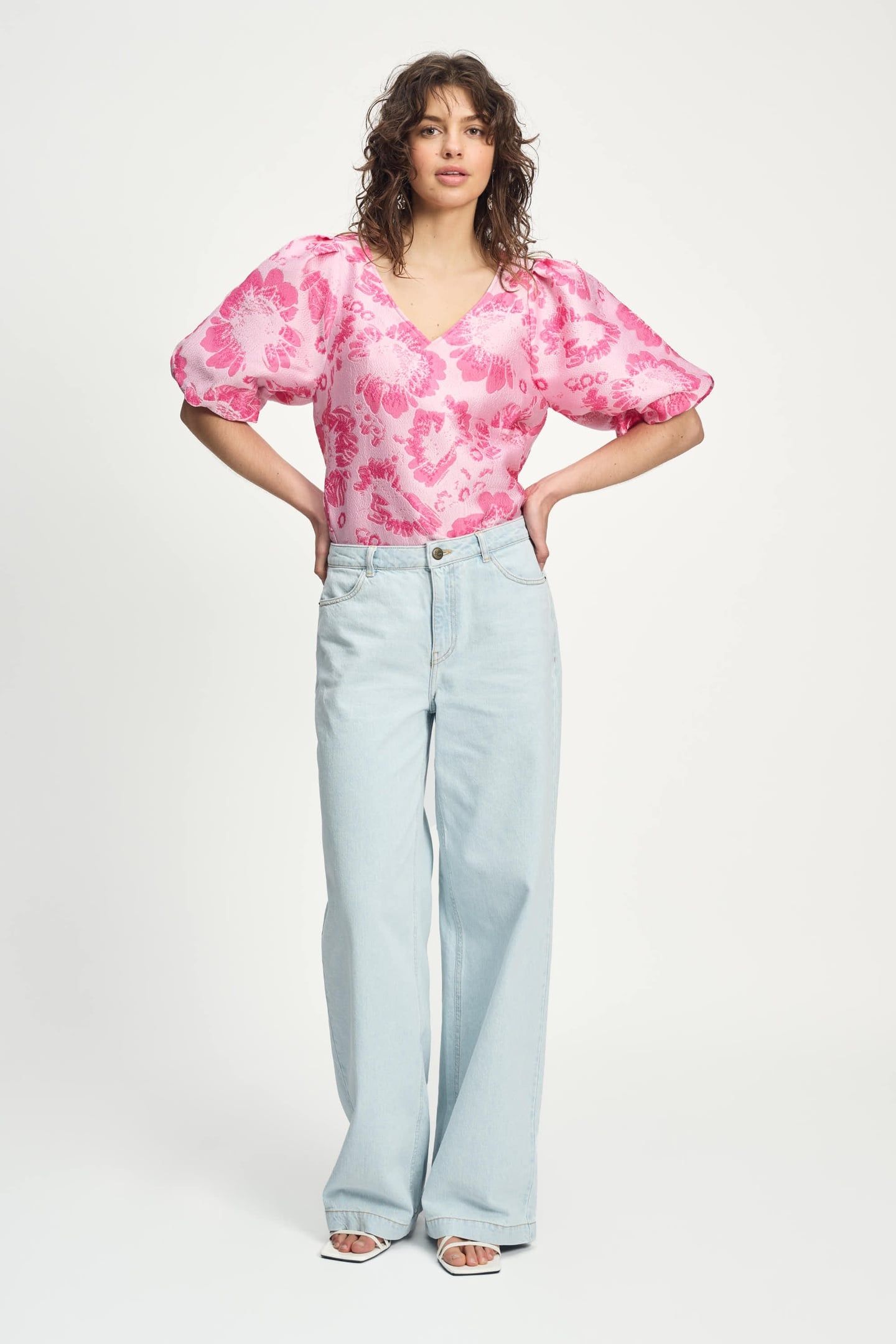 TOP - FLORAL JACQUARD RASPBERRY 2