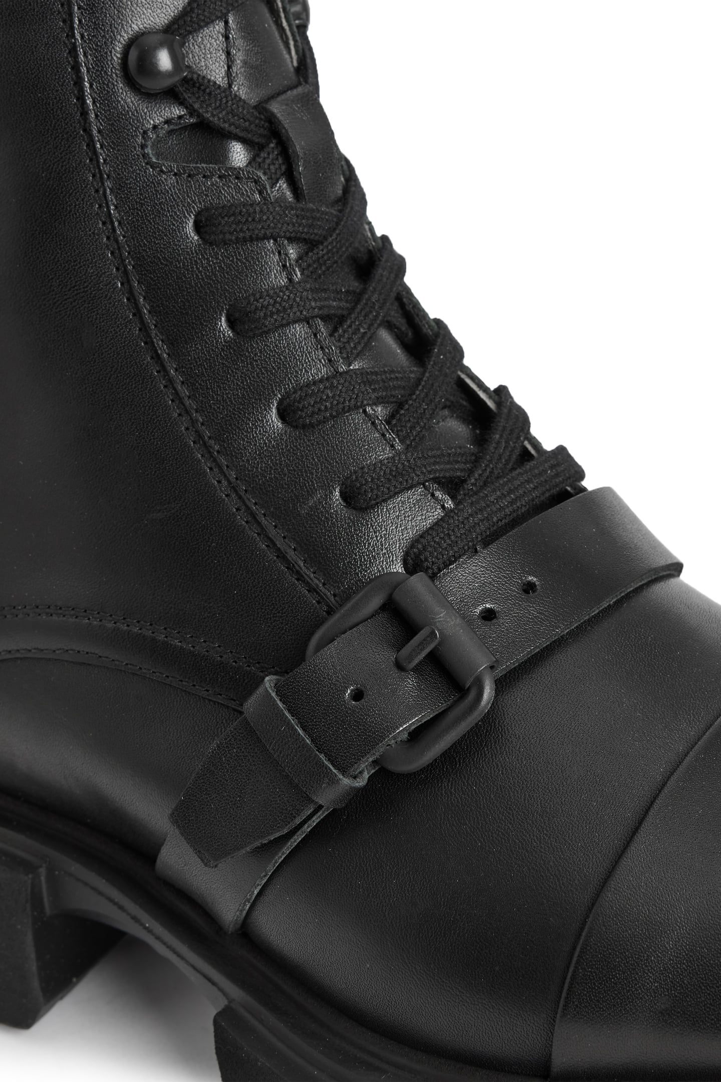 TORI BOOT BLACK 7