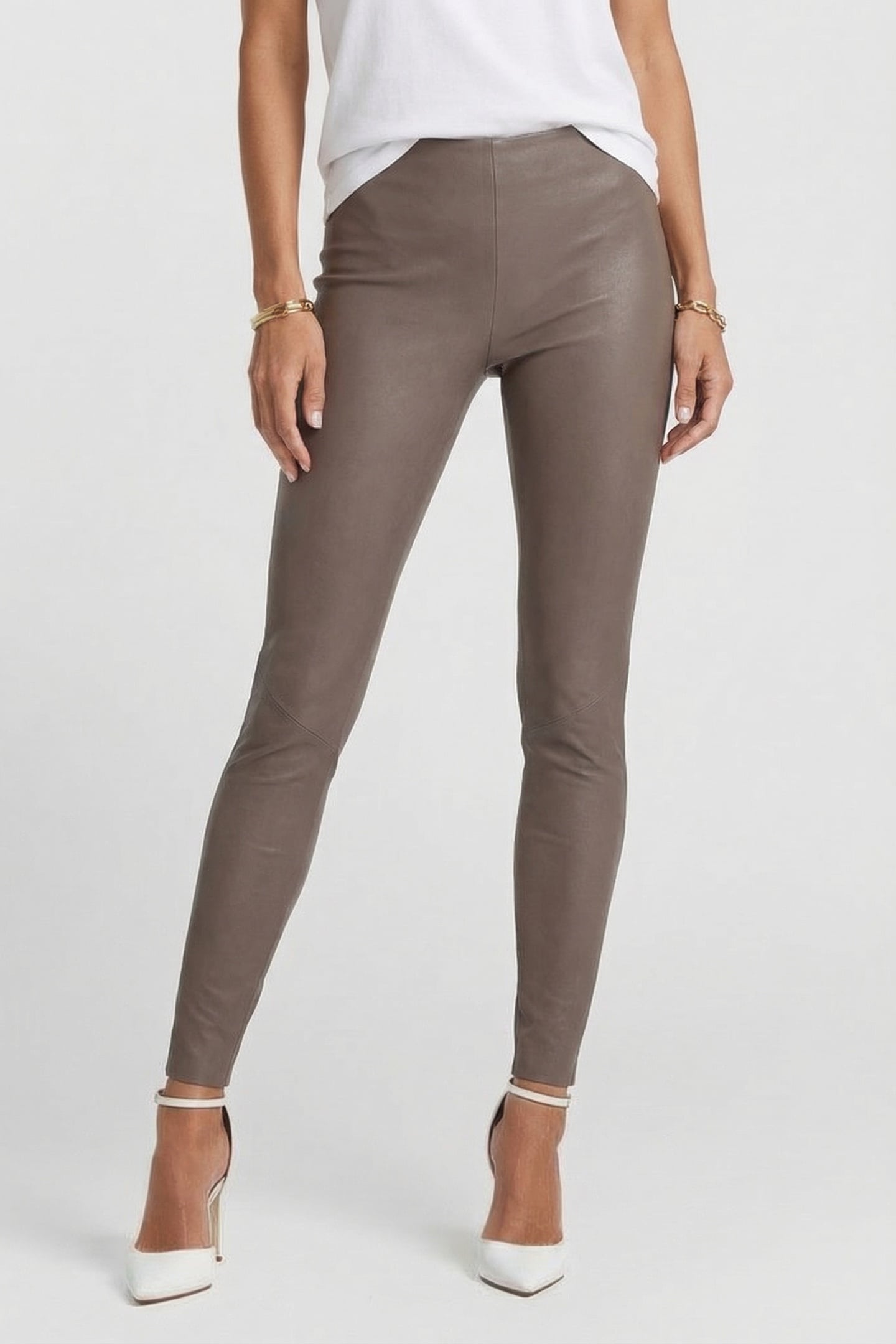 POXY TAUPE 1