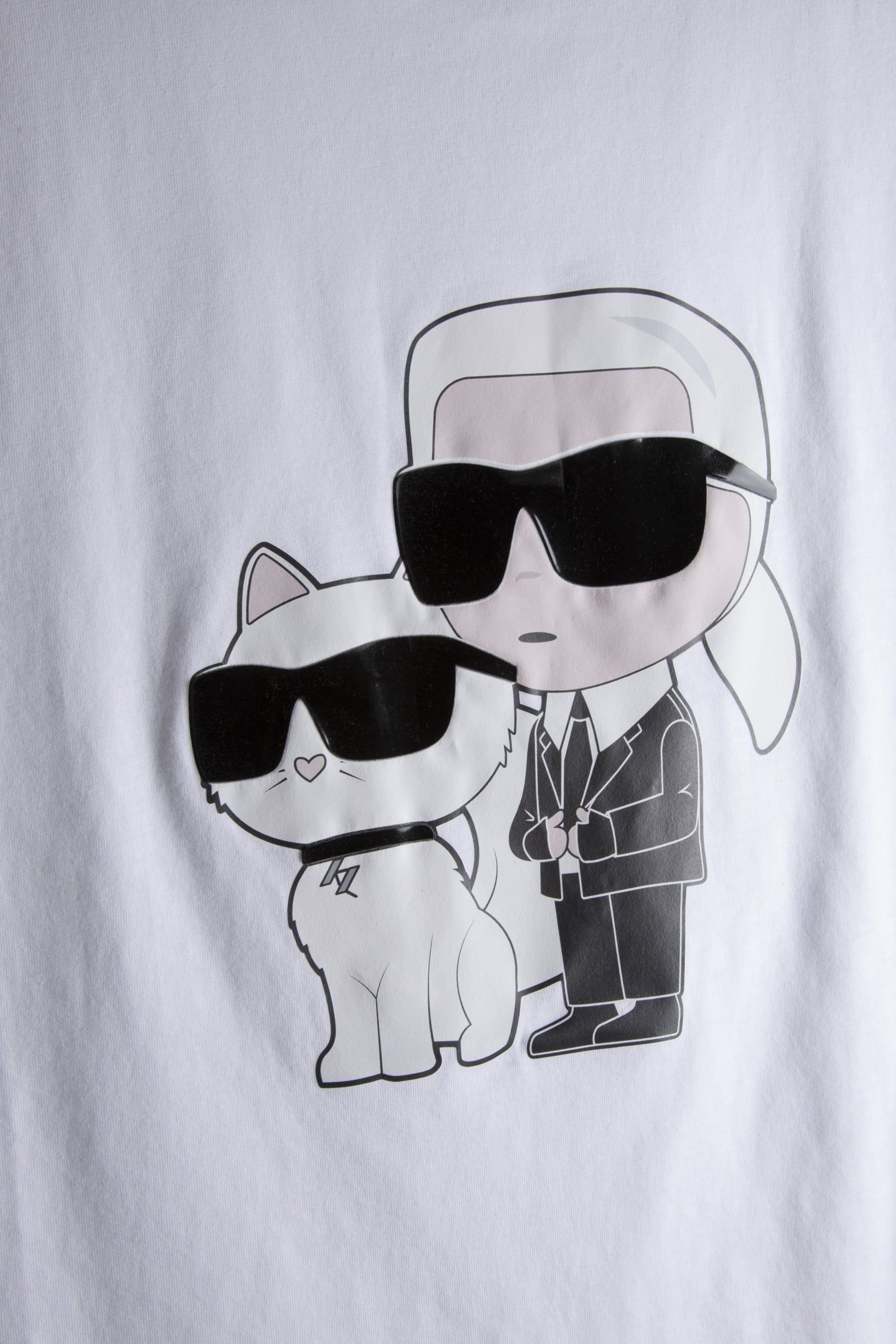 WHITE T-SHIRT CREWNECK 4
