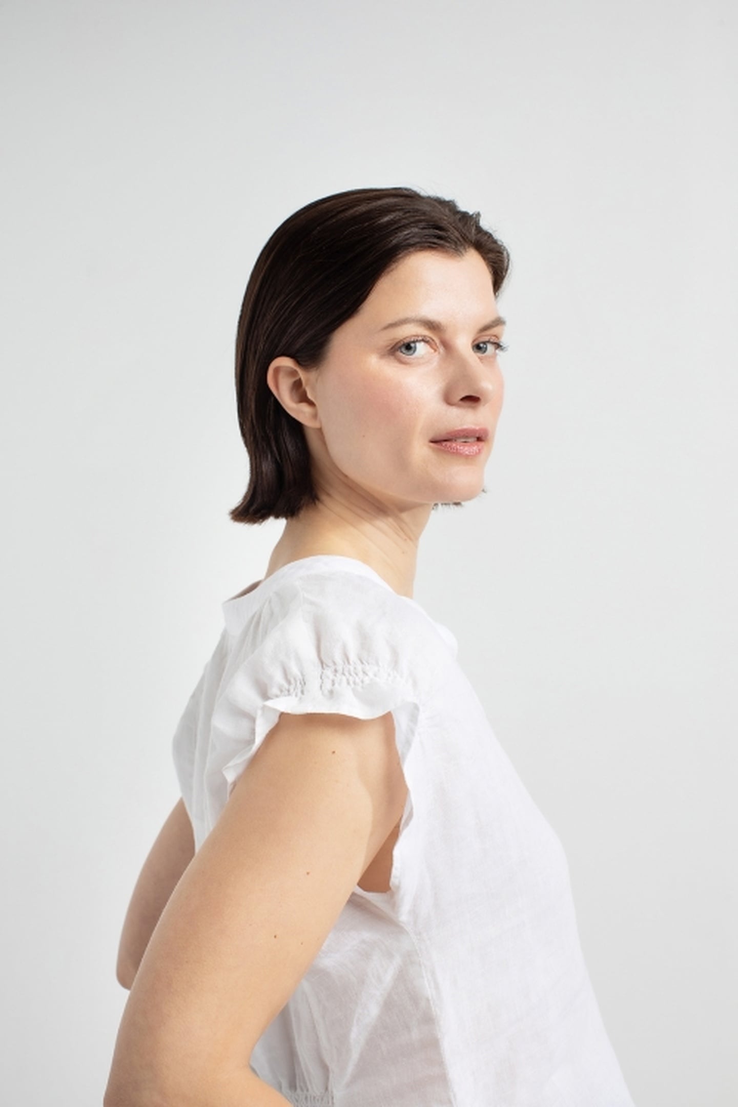 JULIUS BLOUSE WHITE 2