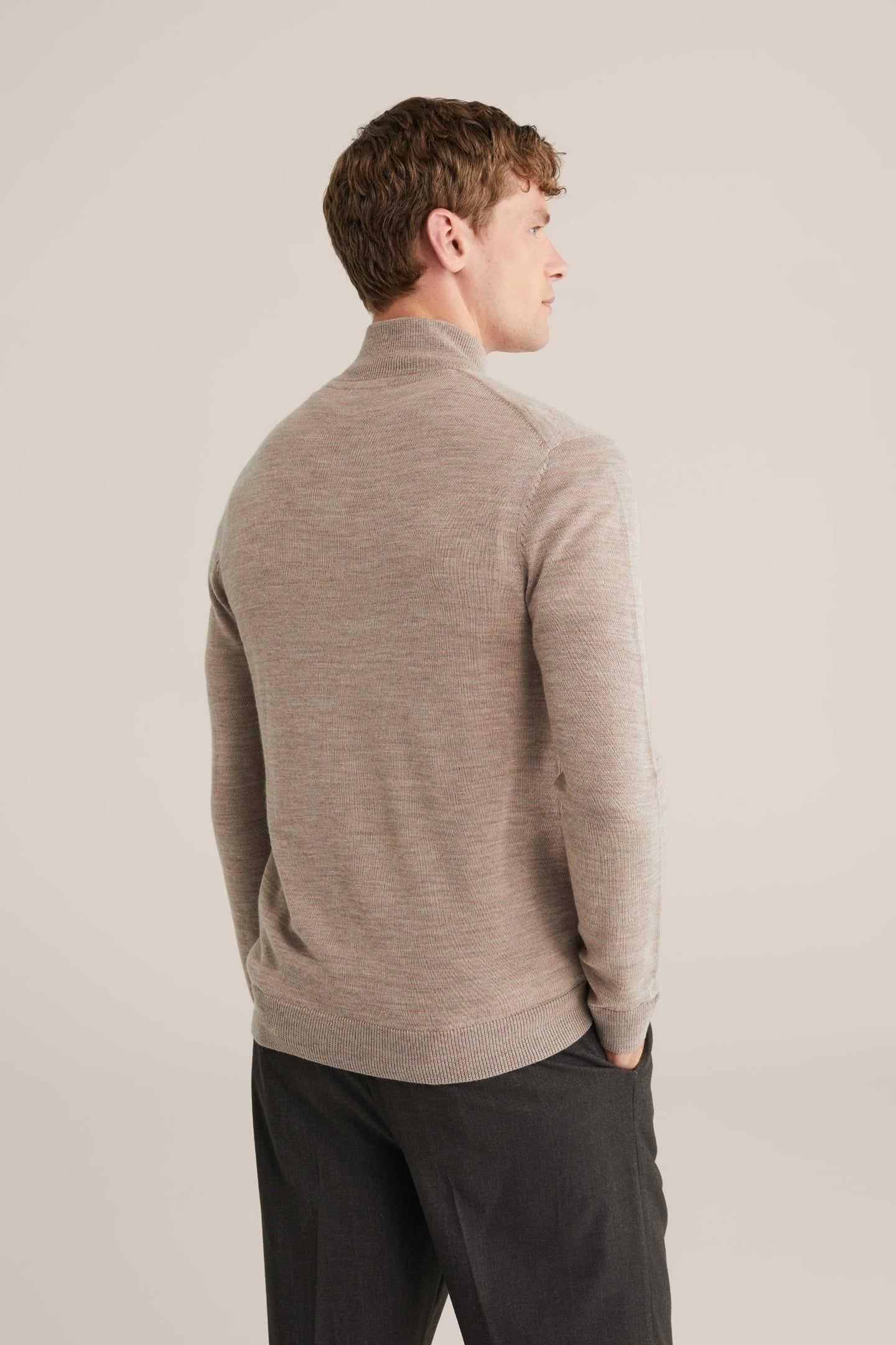 HALFWAY ZIPPER LIGHT BROWN 2