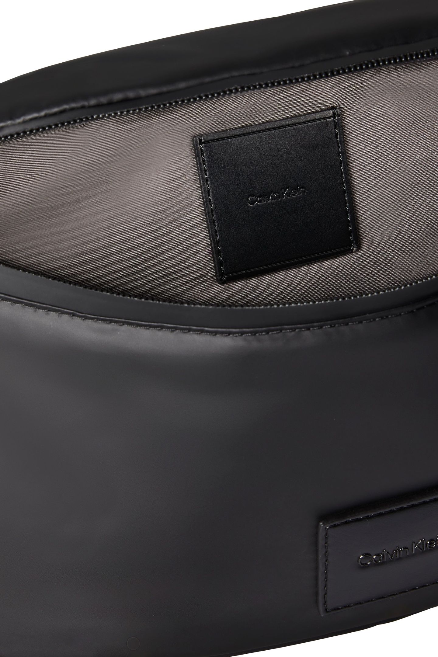 PUFFER UTILITY WAISTBAG BLACK 4