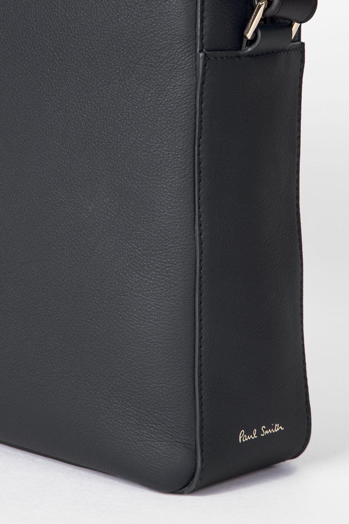 BAG FOLIO STRIPED BLACK 10