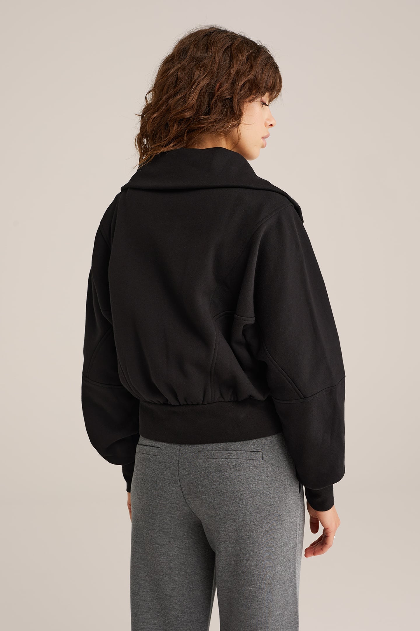 SWEATER BLACK 2