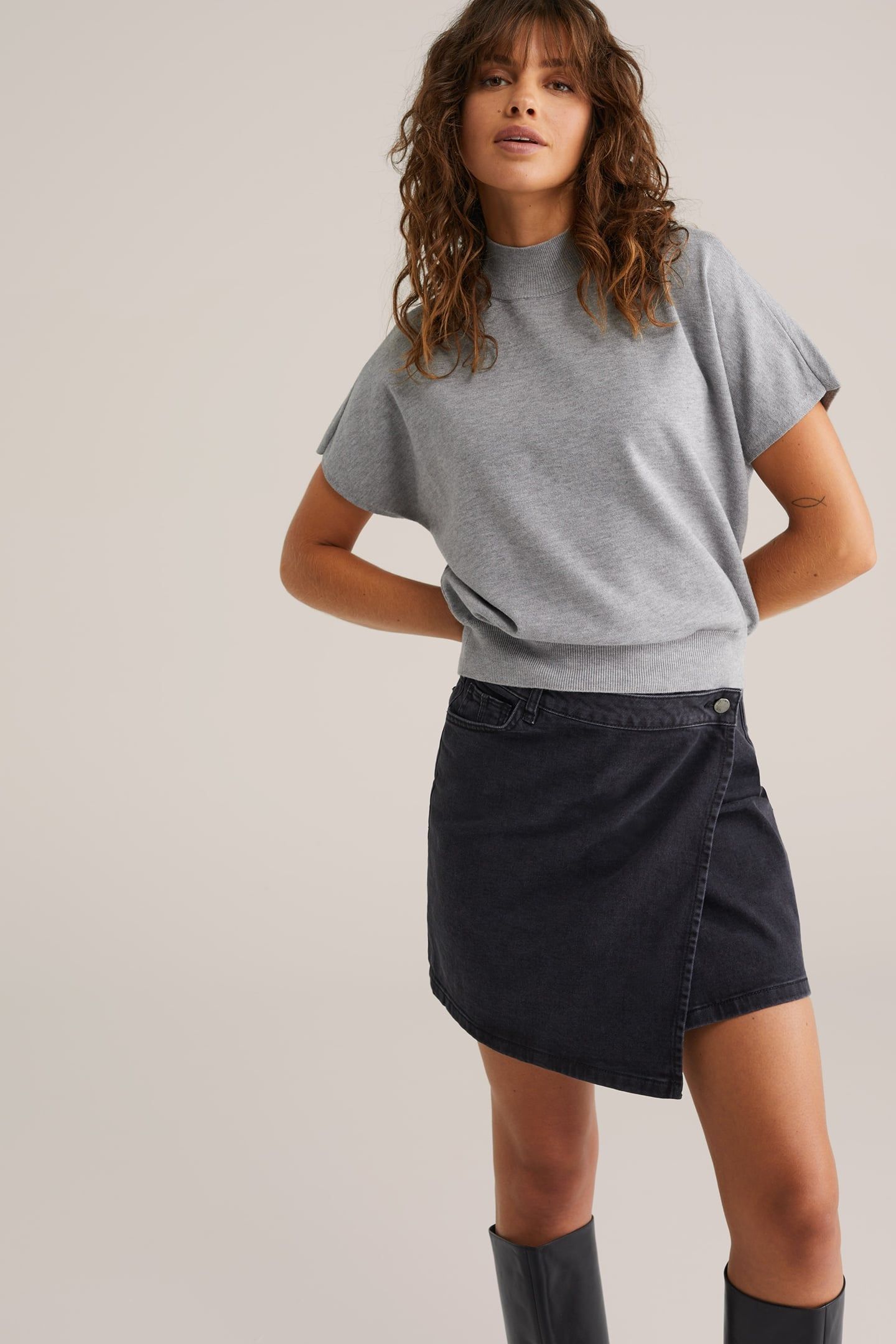 SKIRT MINI LENGTH BLACK 5