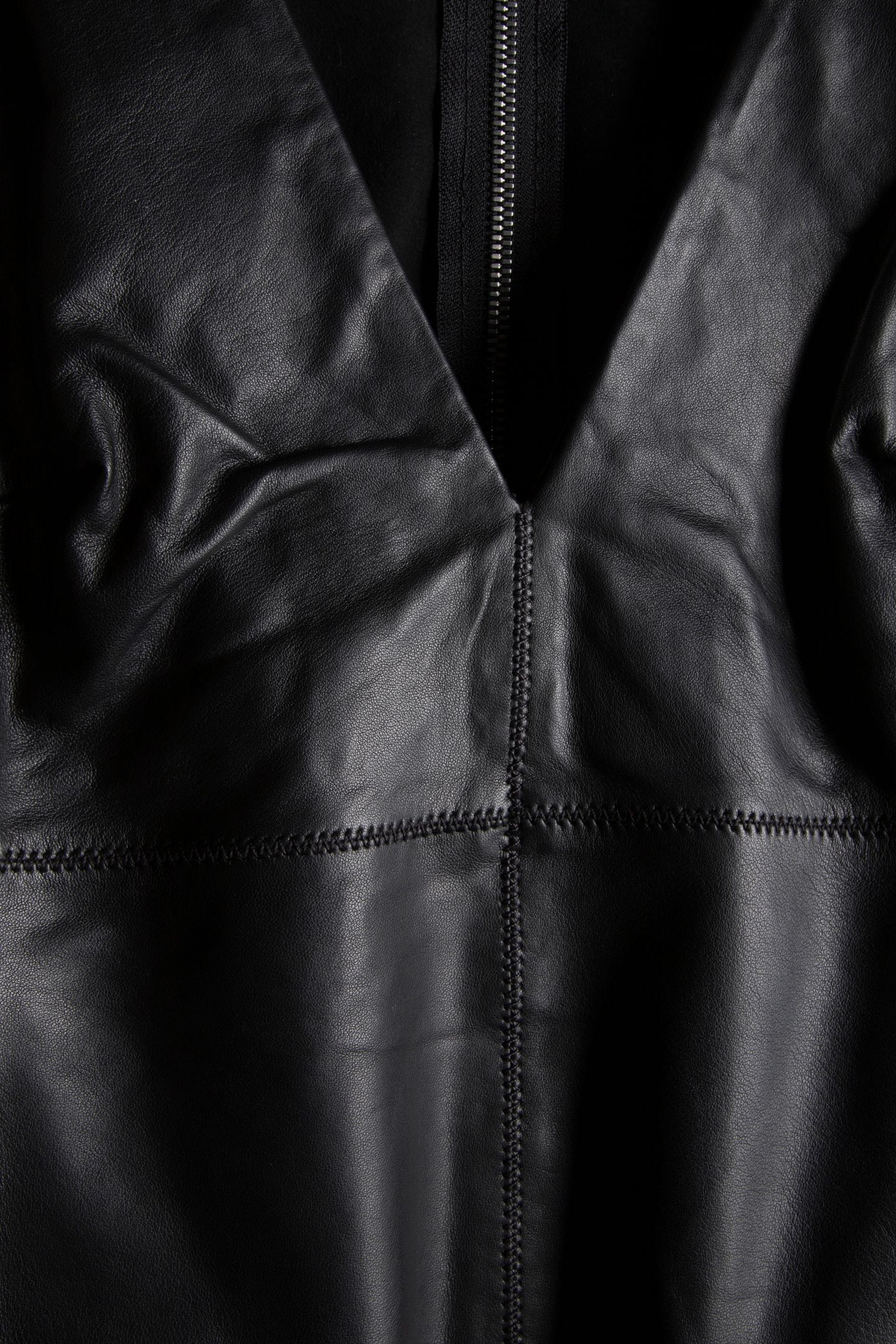 PERSIAN BLACK 4