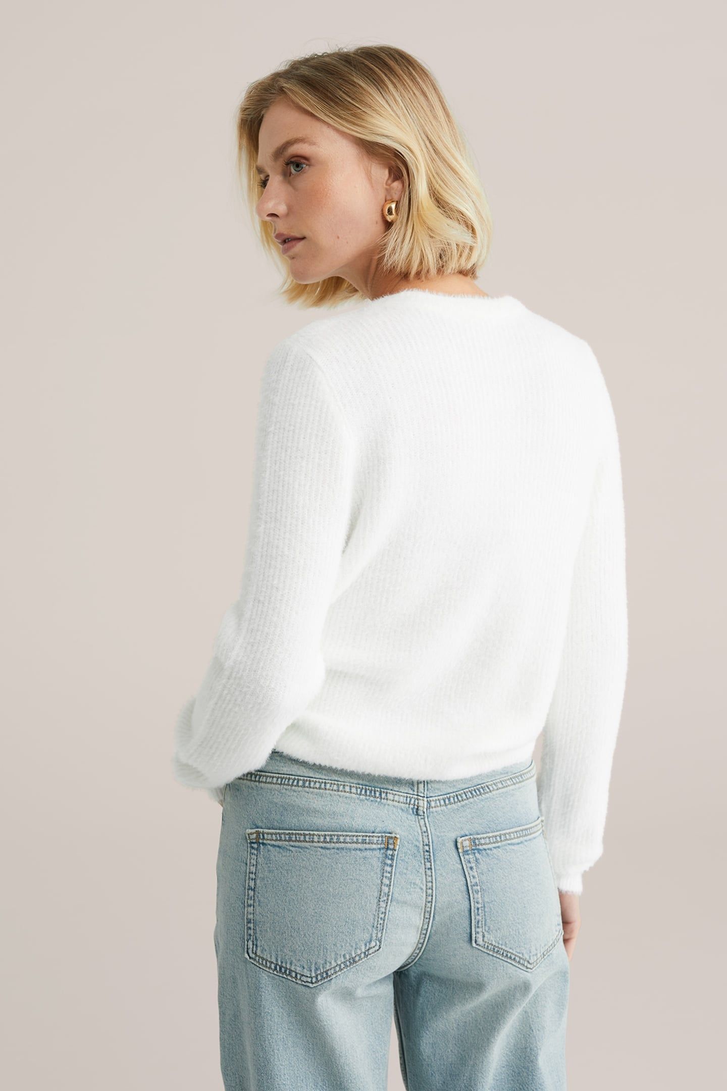 KNITTED CARDIGAN WHITE 2